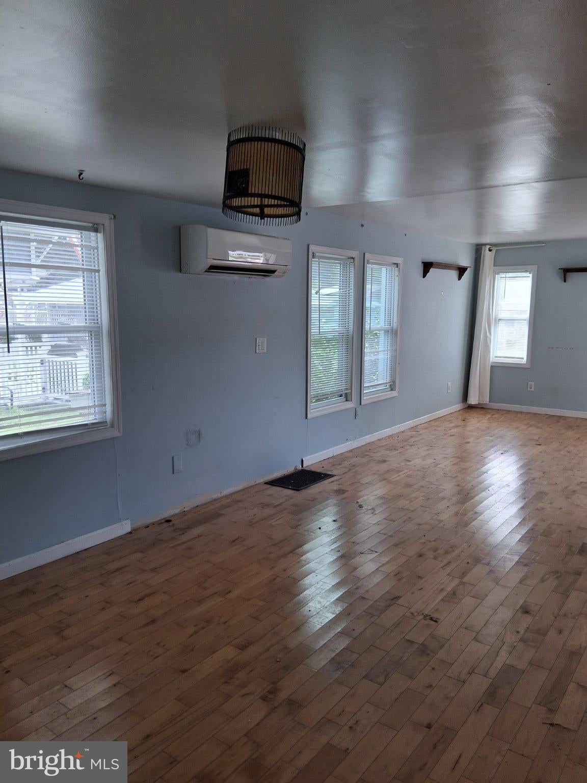 19904 SEA AIR AVENUE 3360
