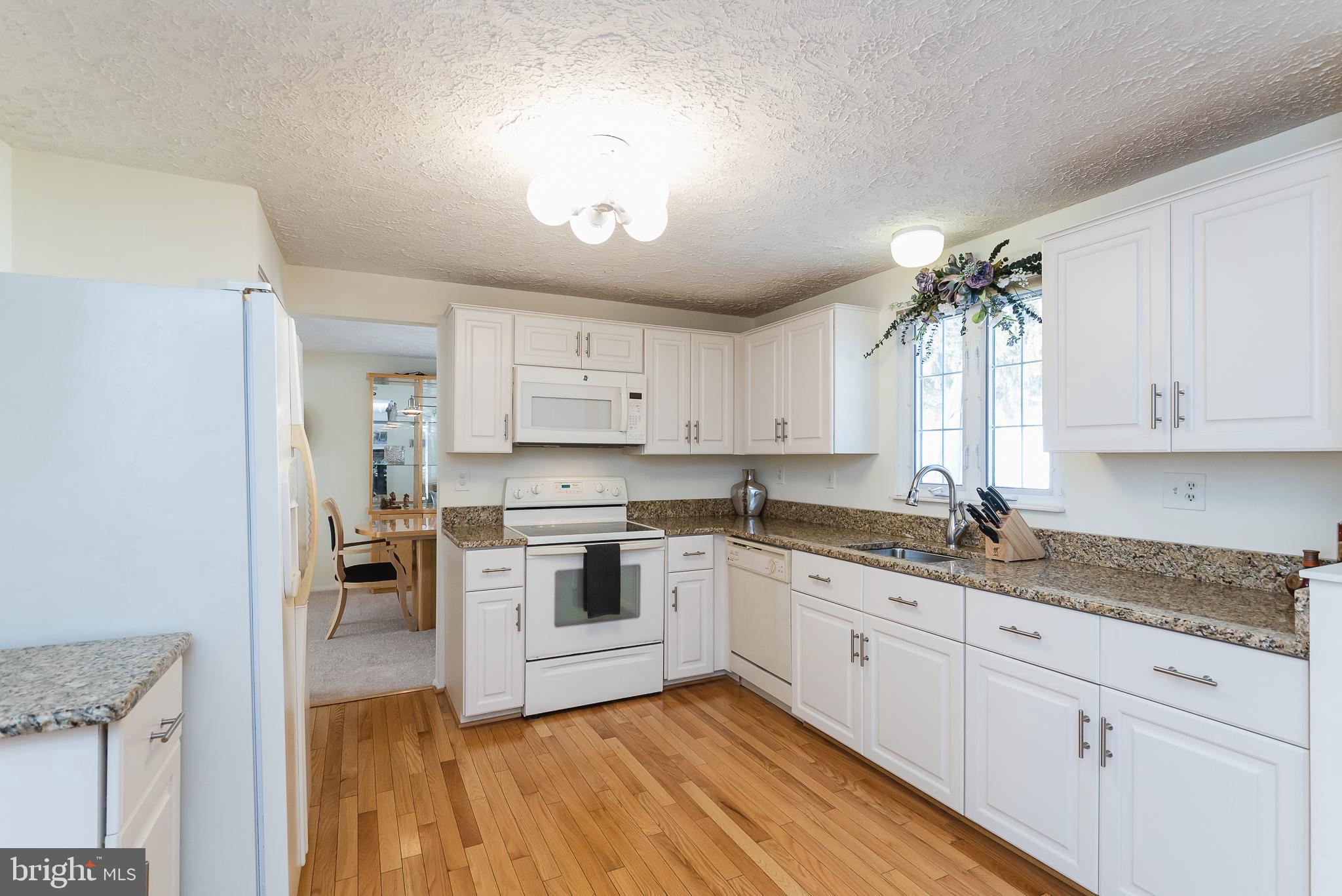 TIMBER GROVE - Residential