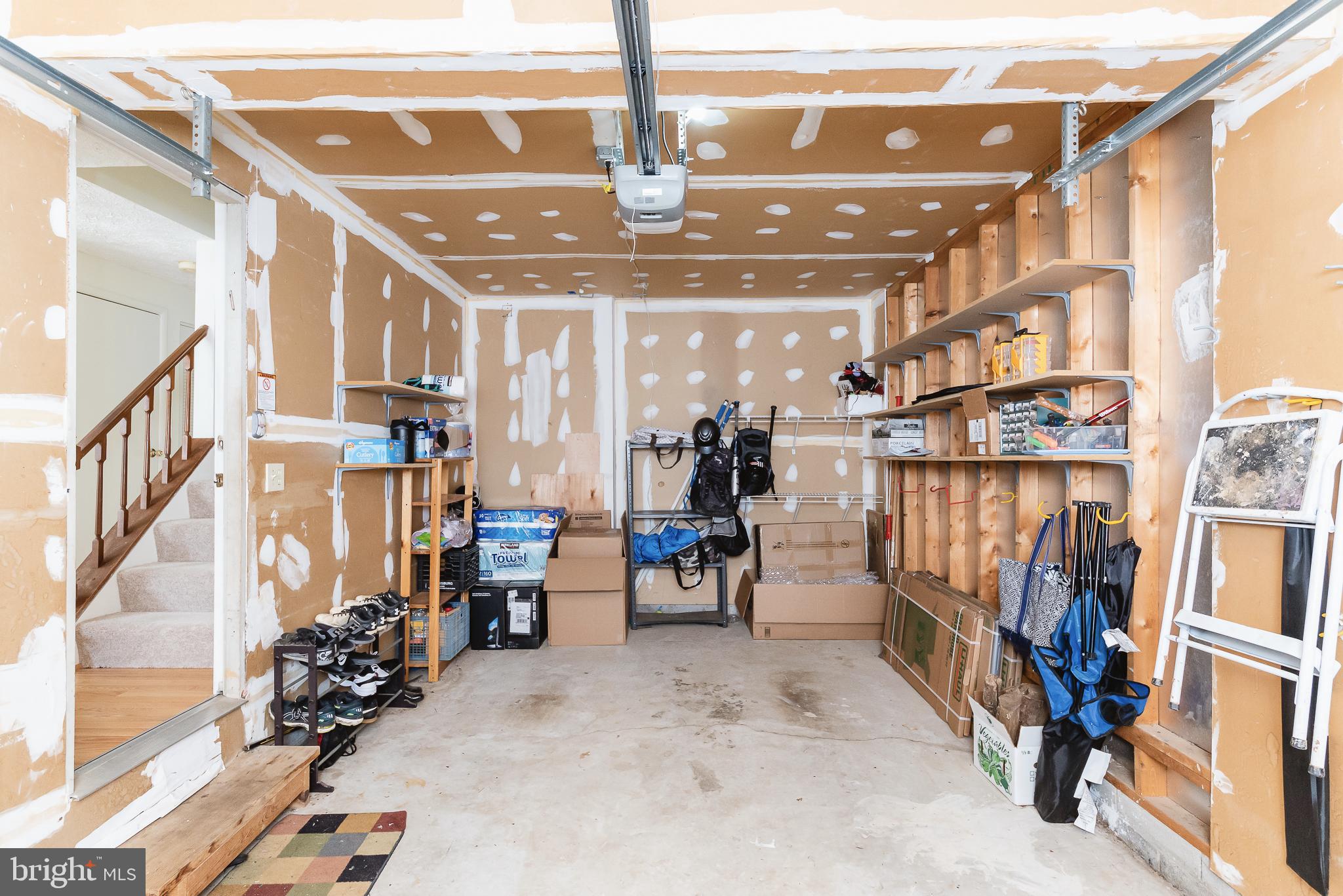 TIMBER GROVE - Residential