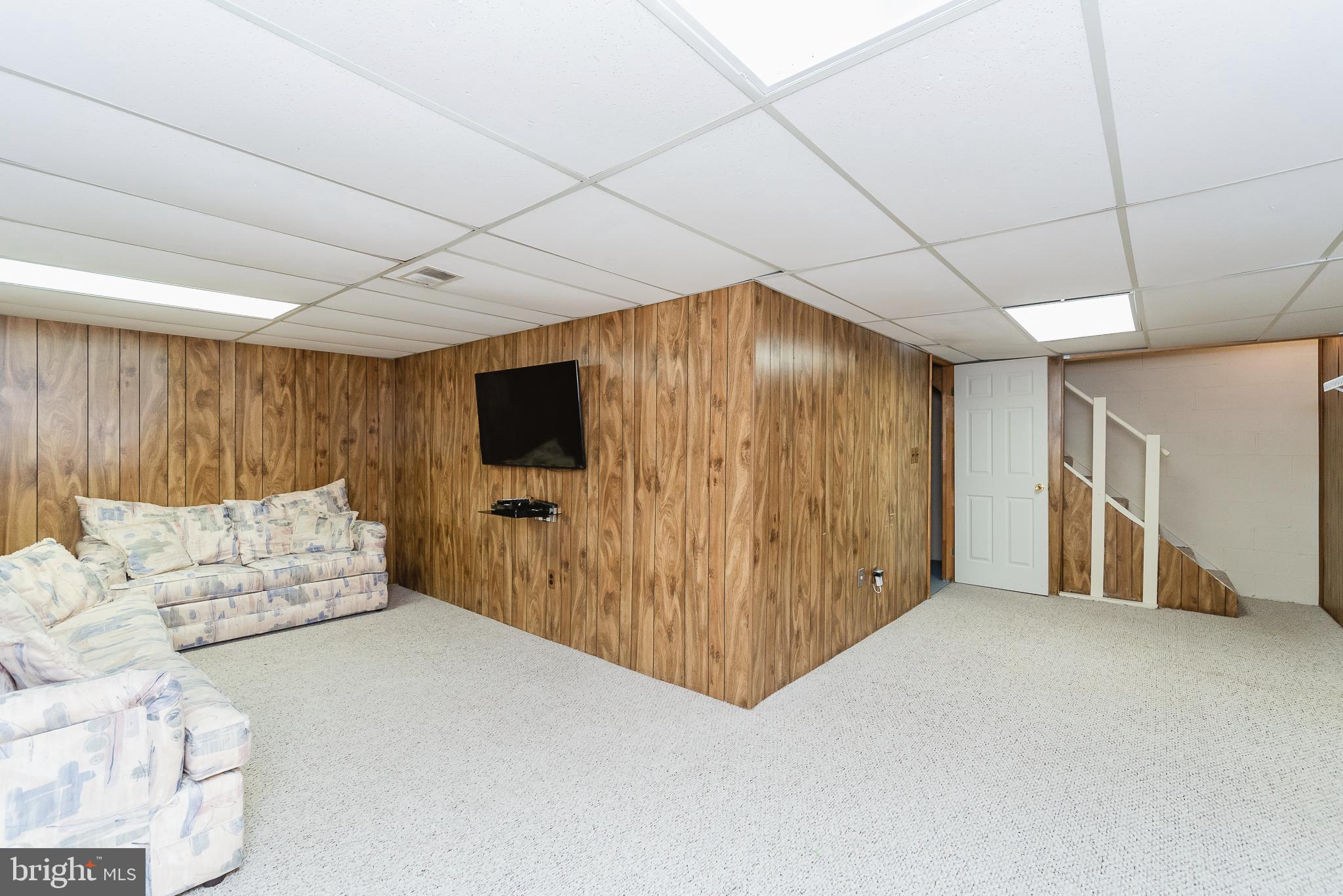 TIMBER GROVE - Residential