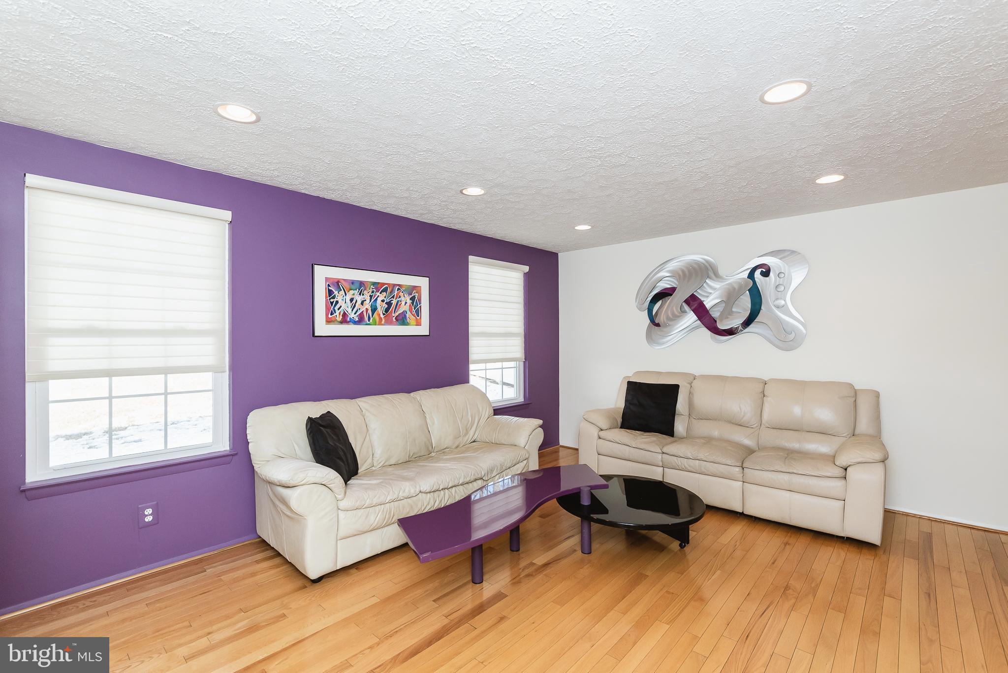 TIMBER GROVE - Residential