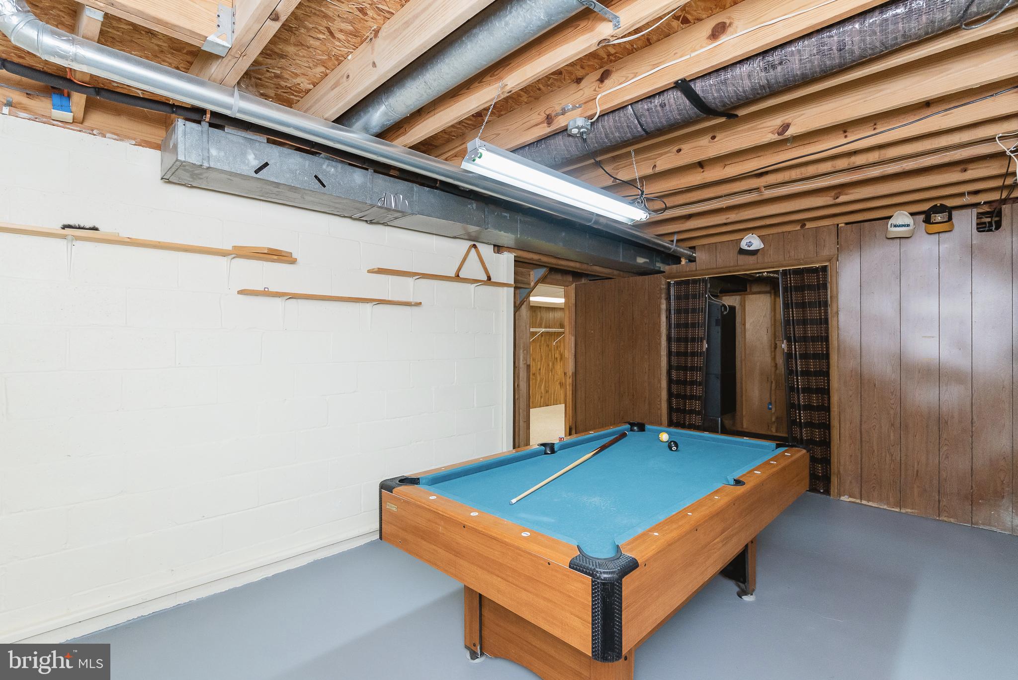 TIMBER GROVE - Residential