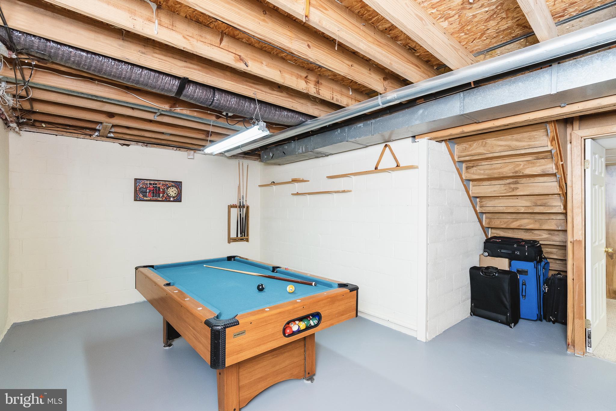 TIMBER GROVE - Residential