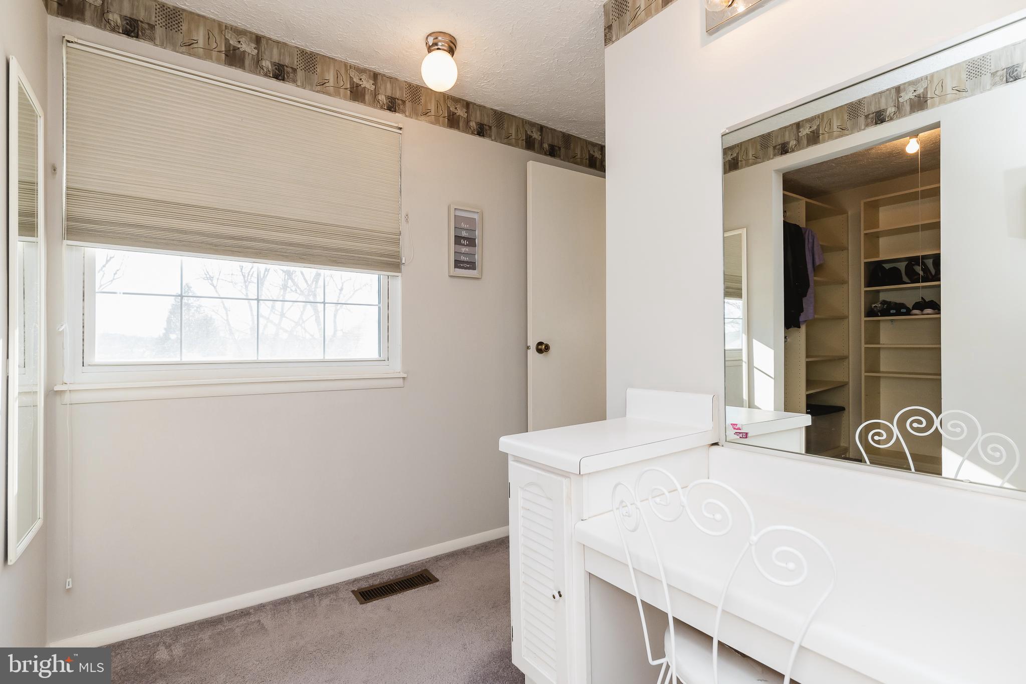 TIMBER GROVE - Residential