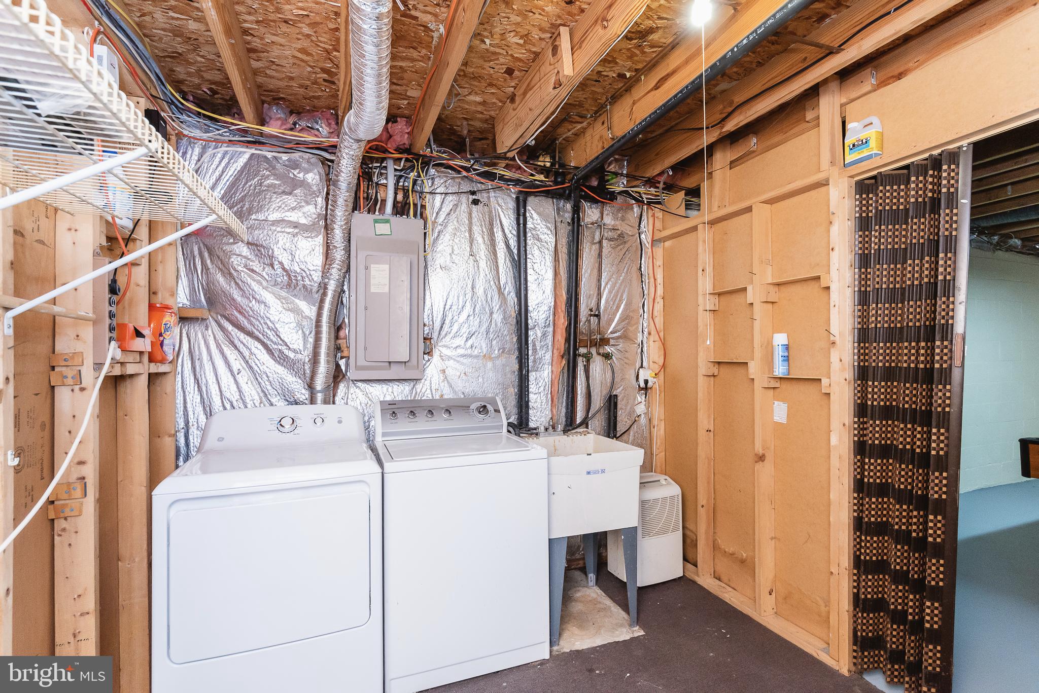 TIMBER GROVE - Residential