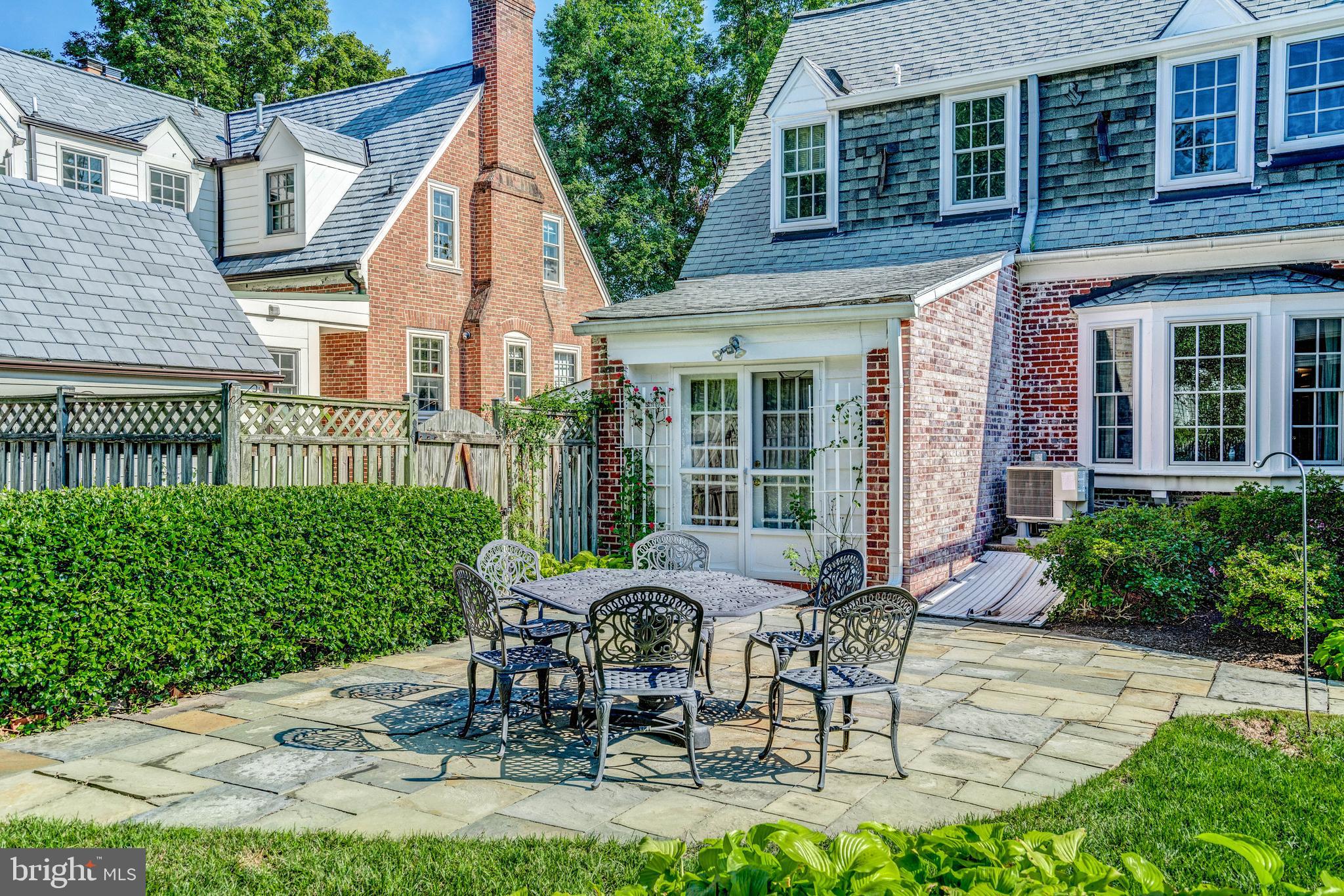 WESTGATE - Residential