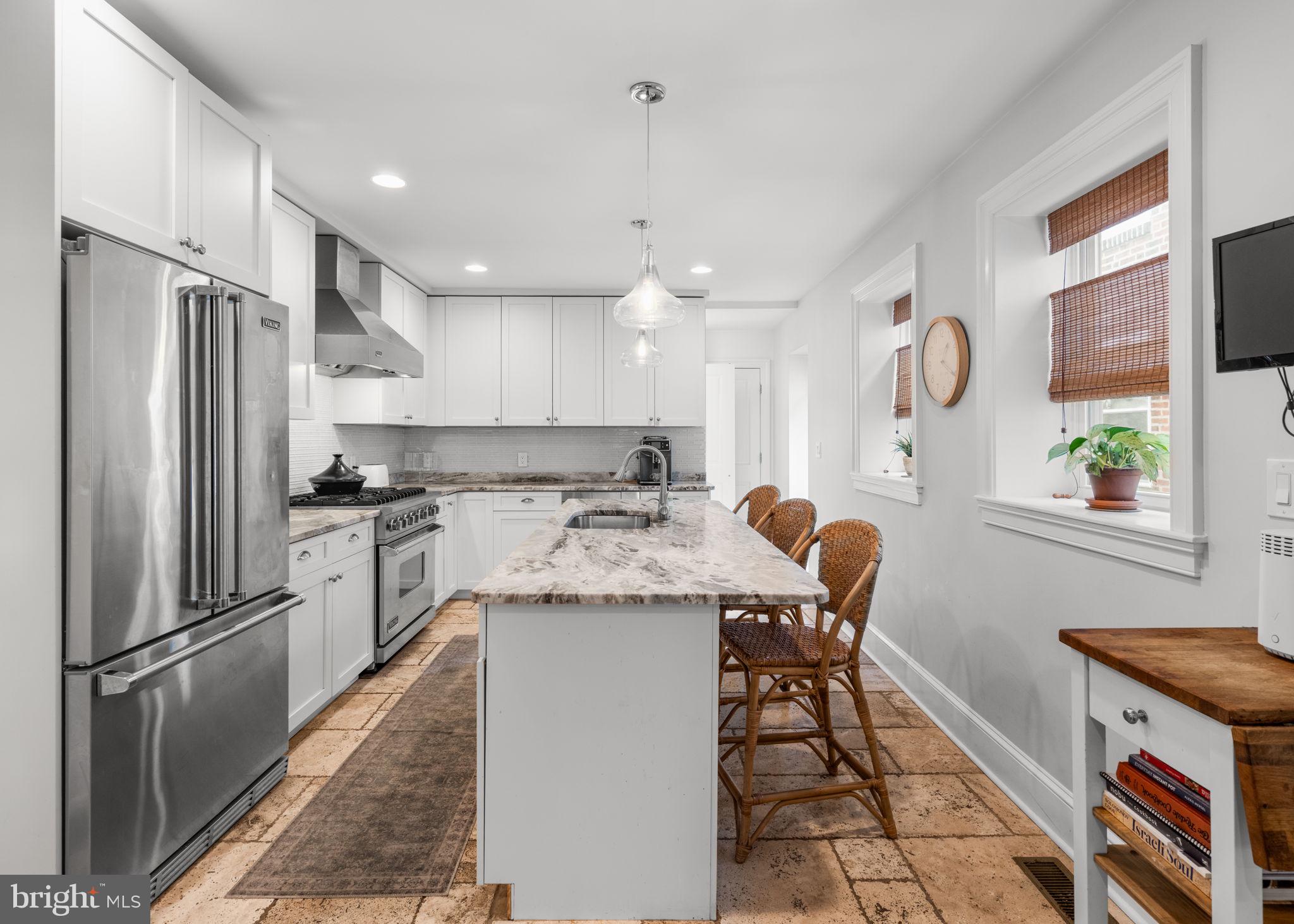 BELLA VISTA - Residential