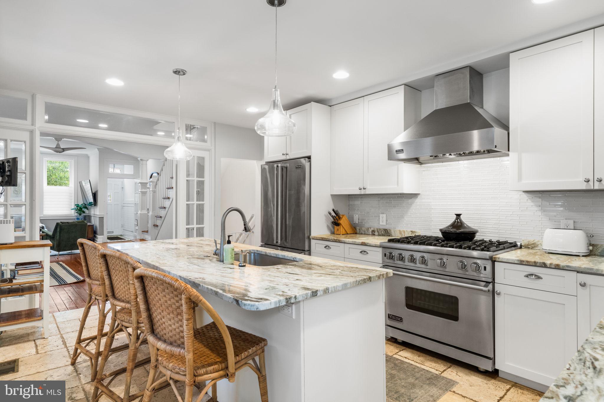 BELLA VISTA - Residential