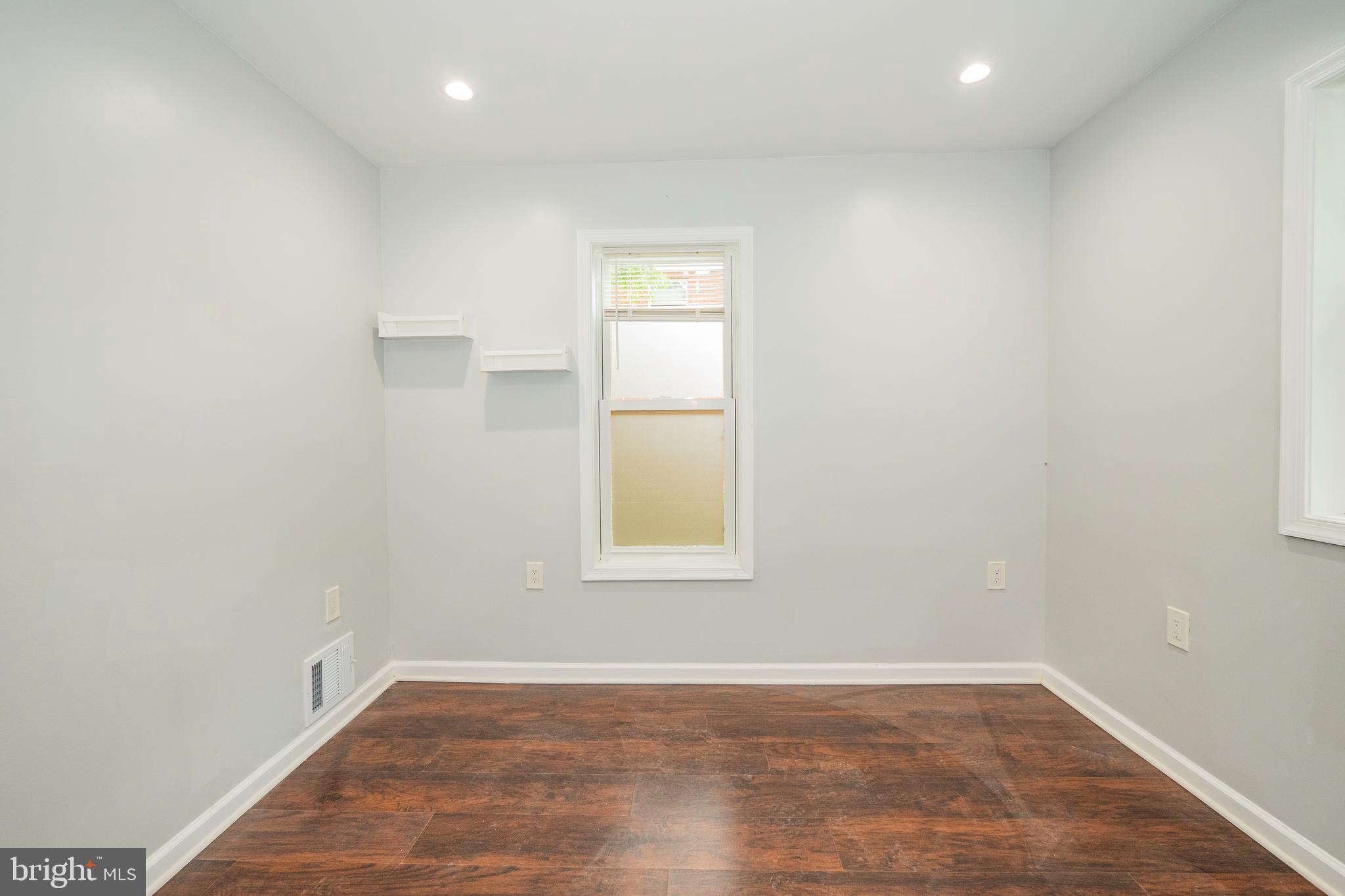 LINCOLN PARK - Residential