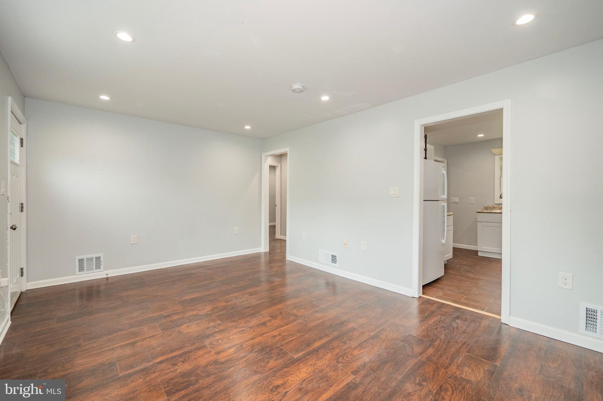 LINCOLN PARK - Residential