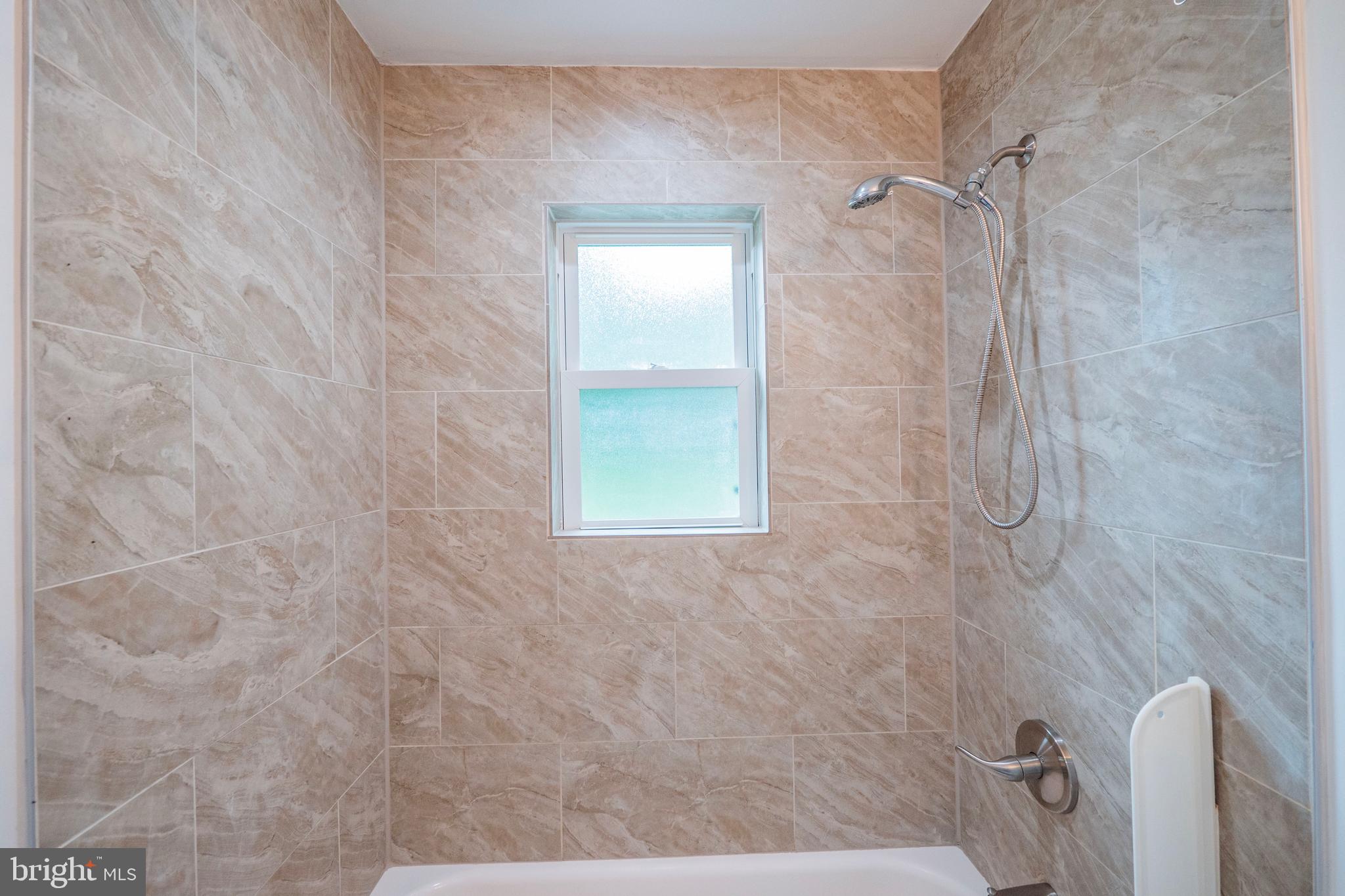 LINCOLN PARK - Residential