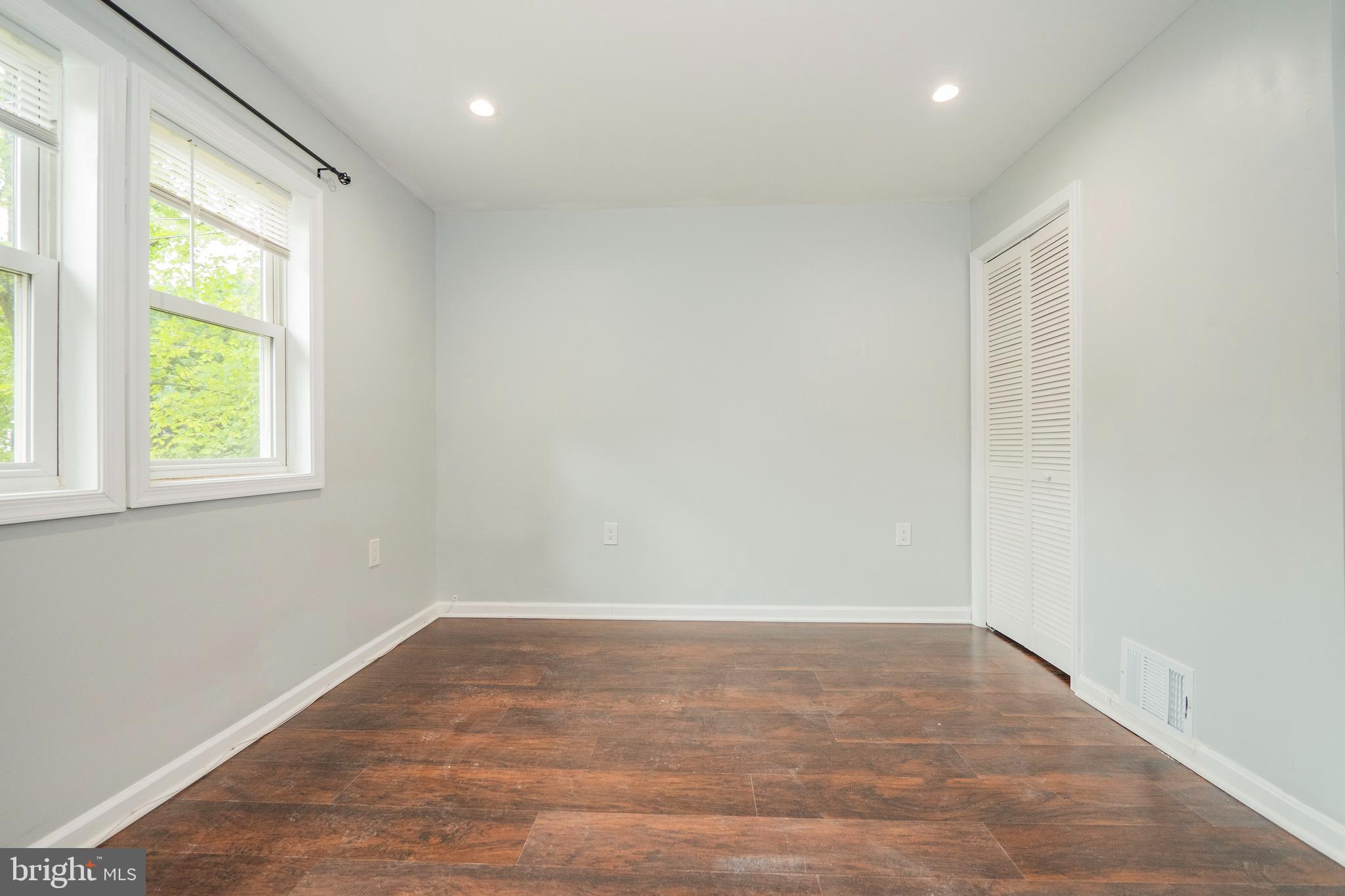 LINCOLN PARK - Residential