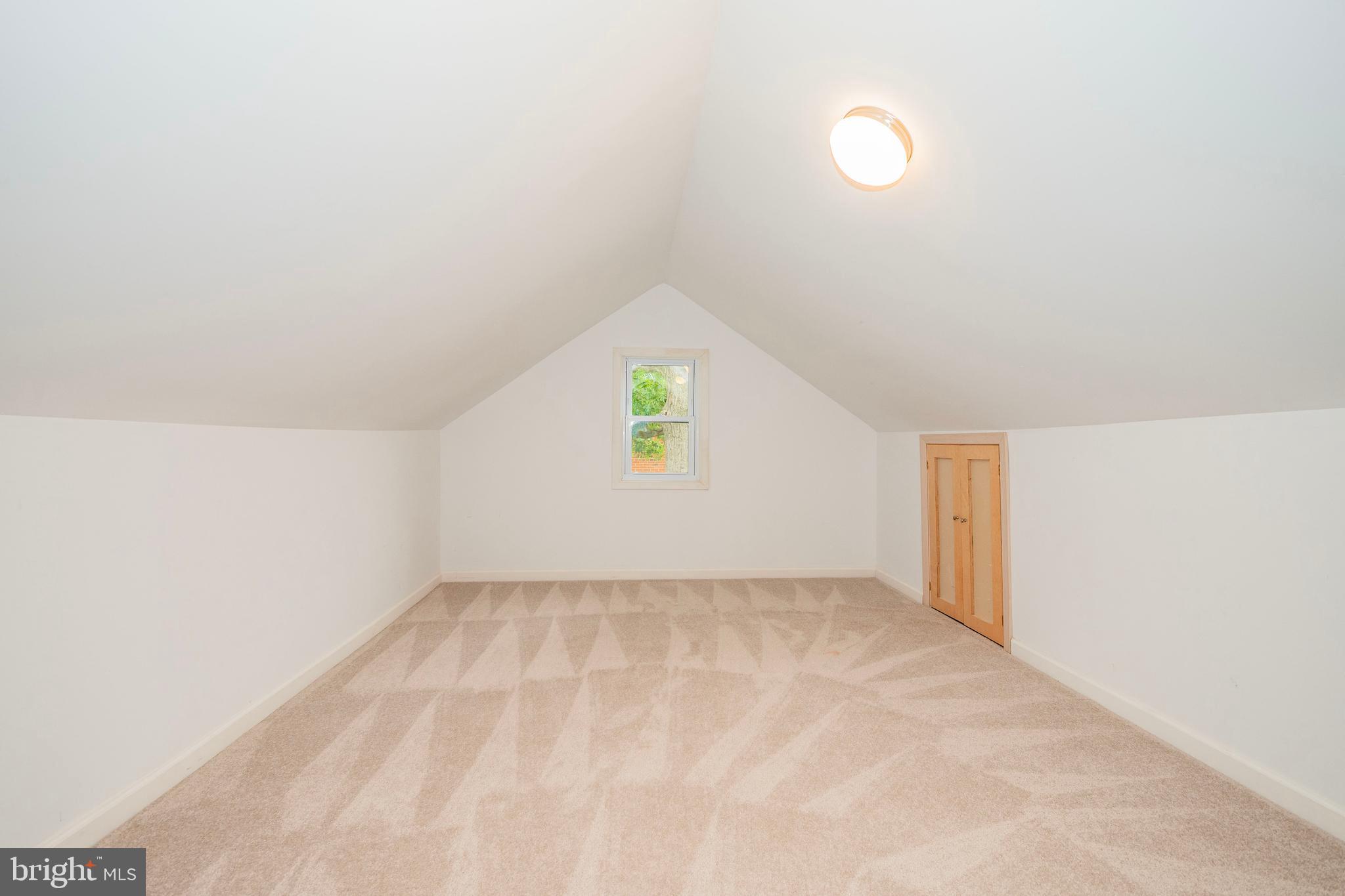 LINCOLN PARK - Residential