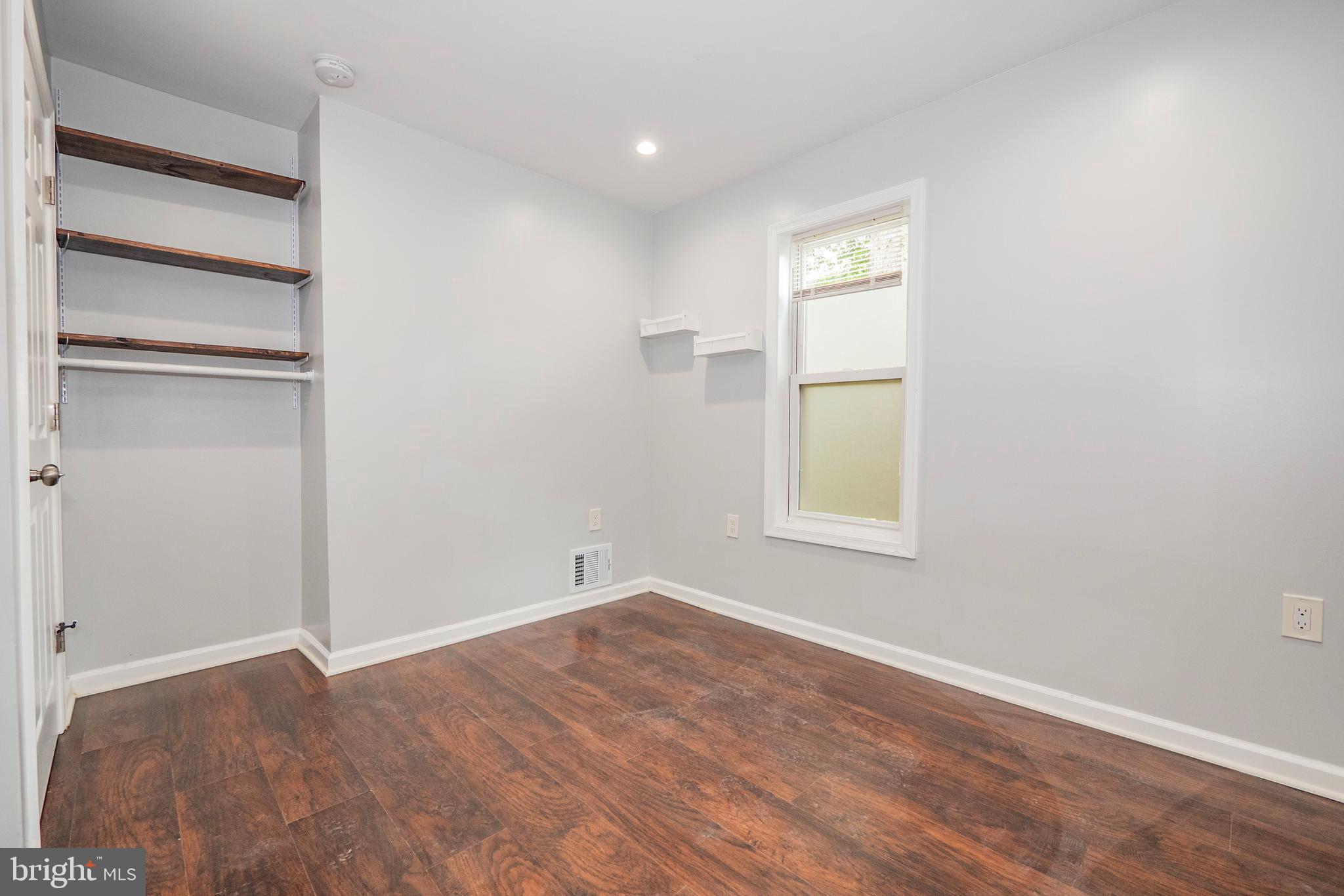 LINCOLN PARK - Residential