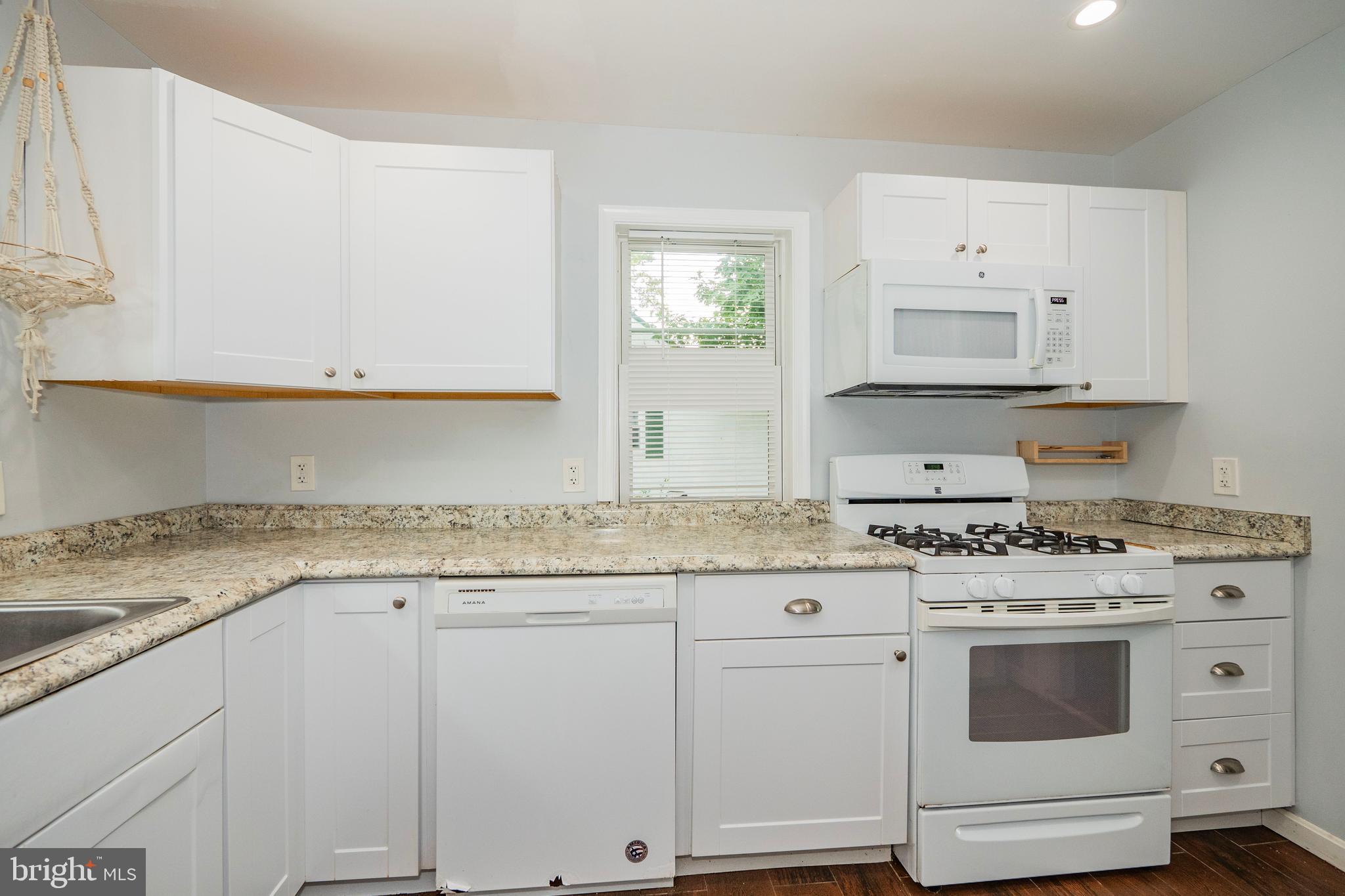 LINCOLN PARK - Residential