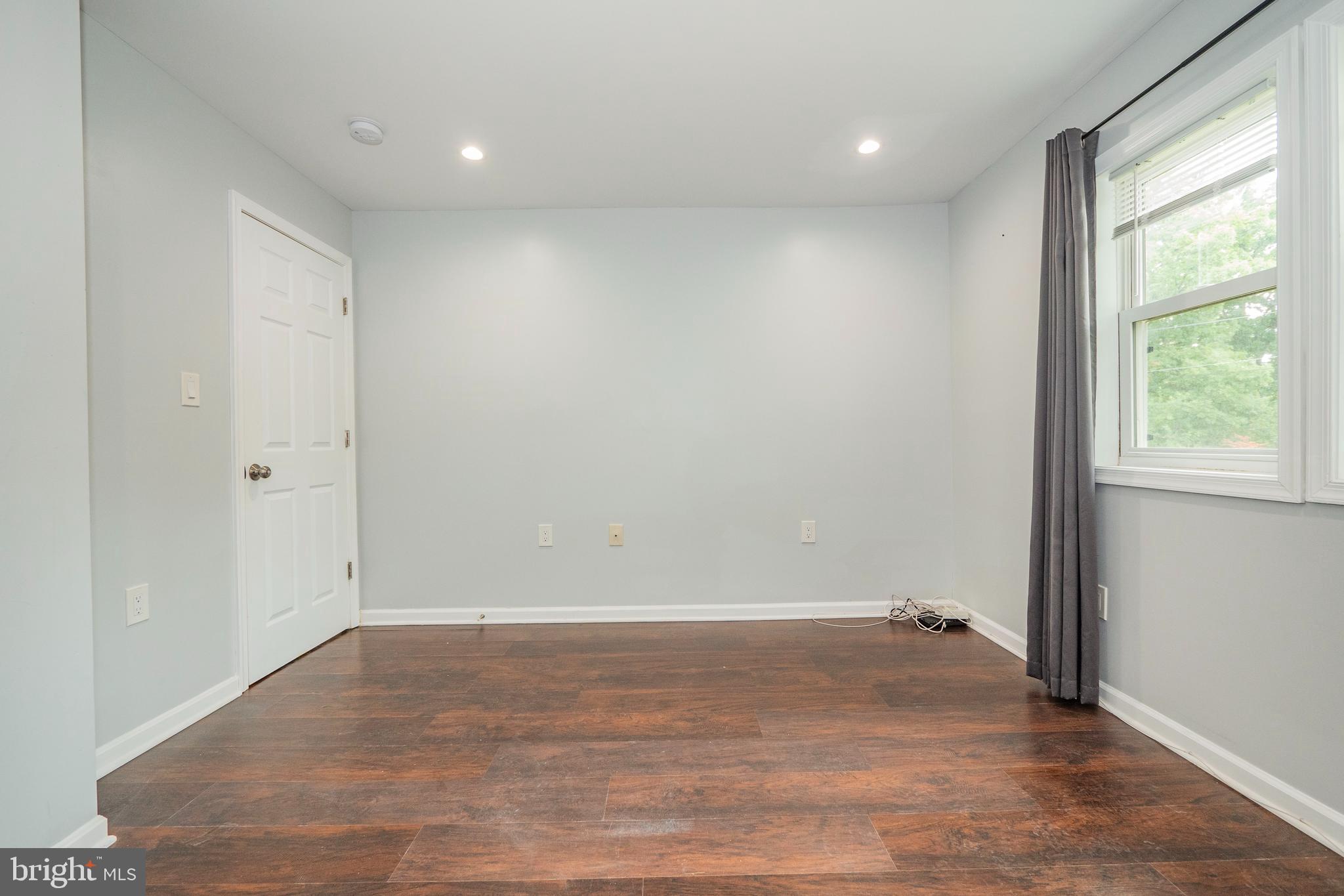 LINCOLN PARK - Residential