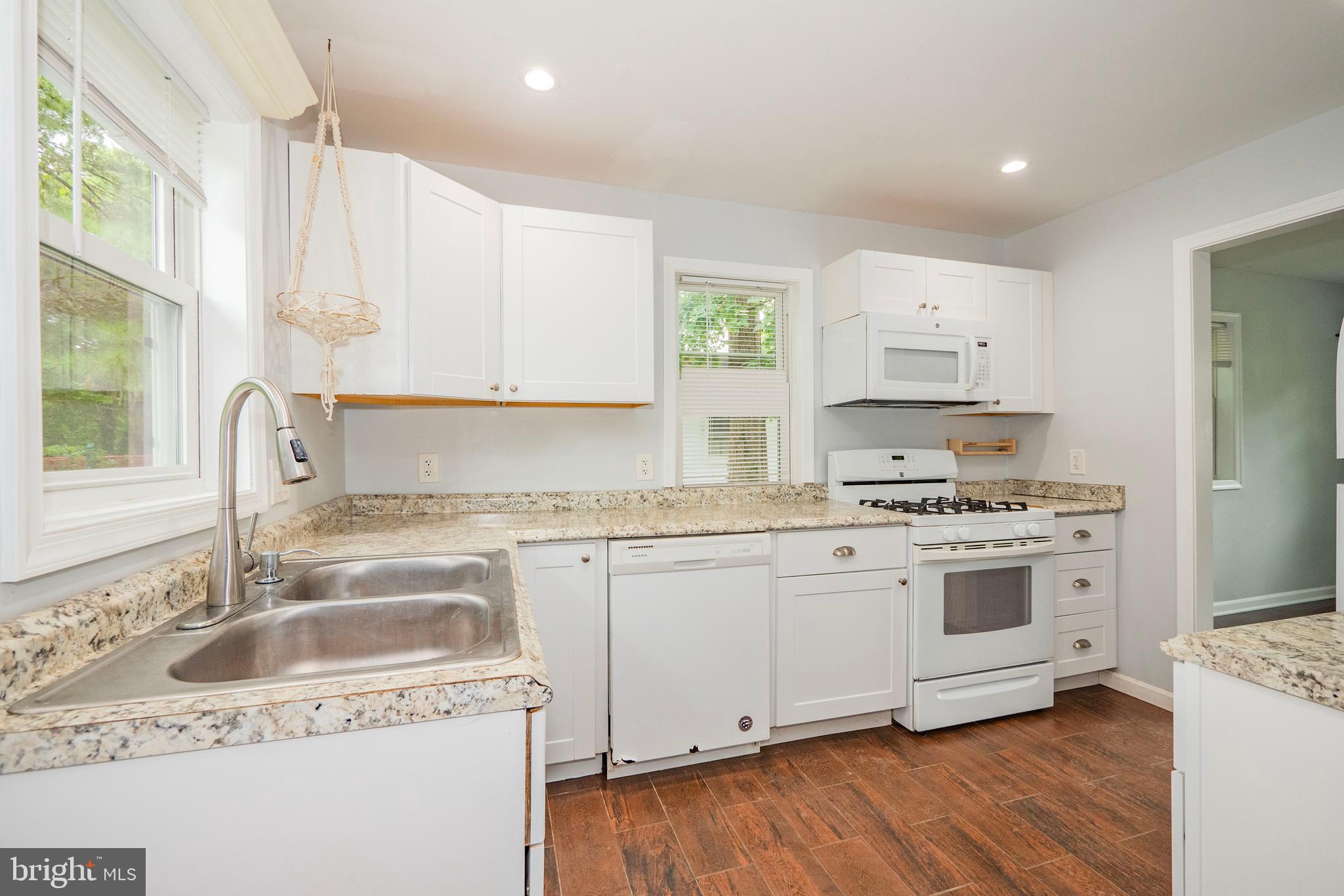 LINCOLN PARK - Residential