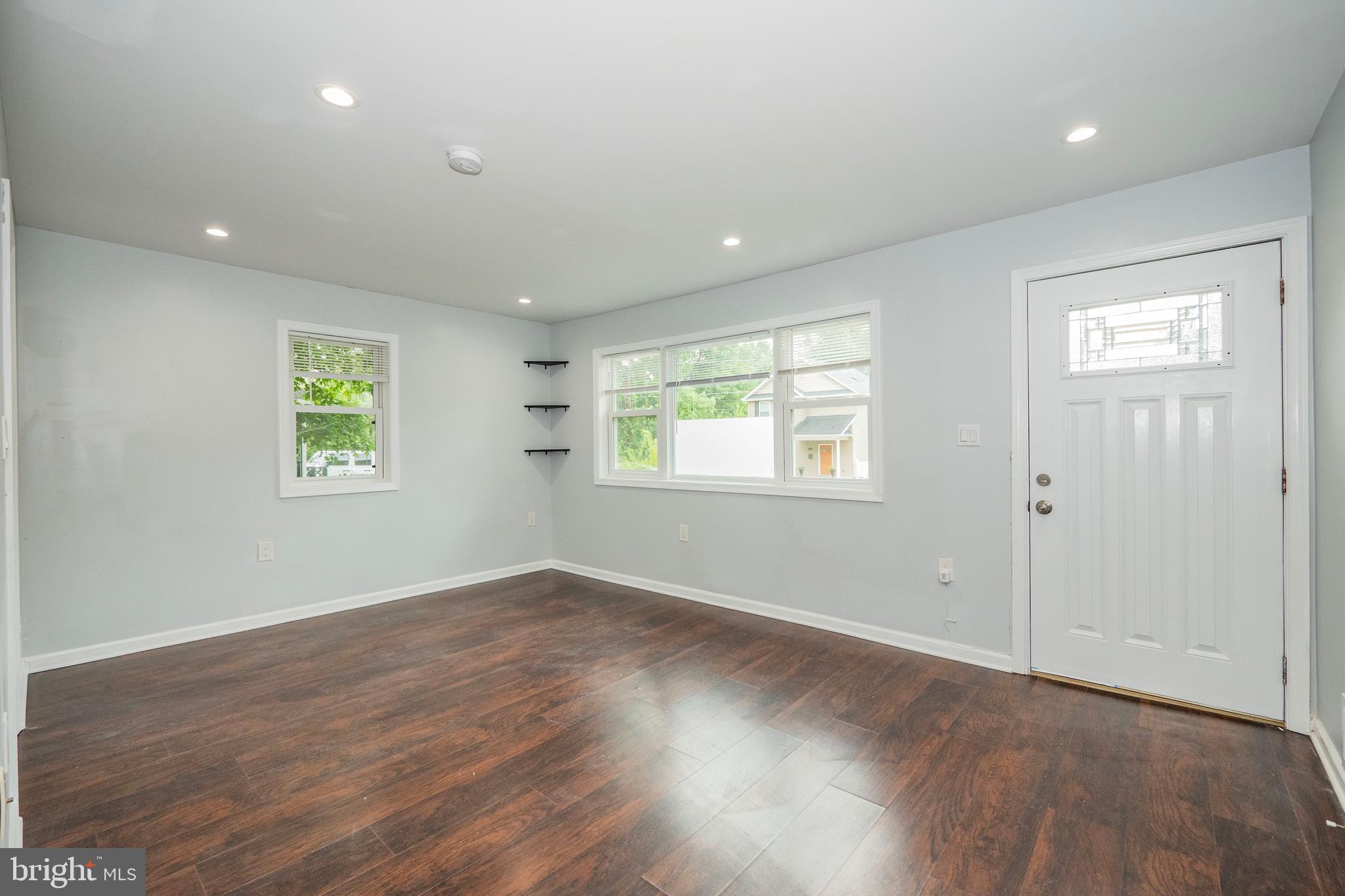 LINCOLN PARK - Residential