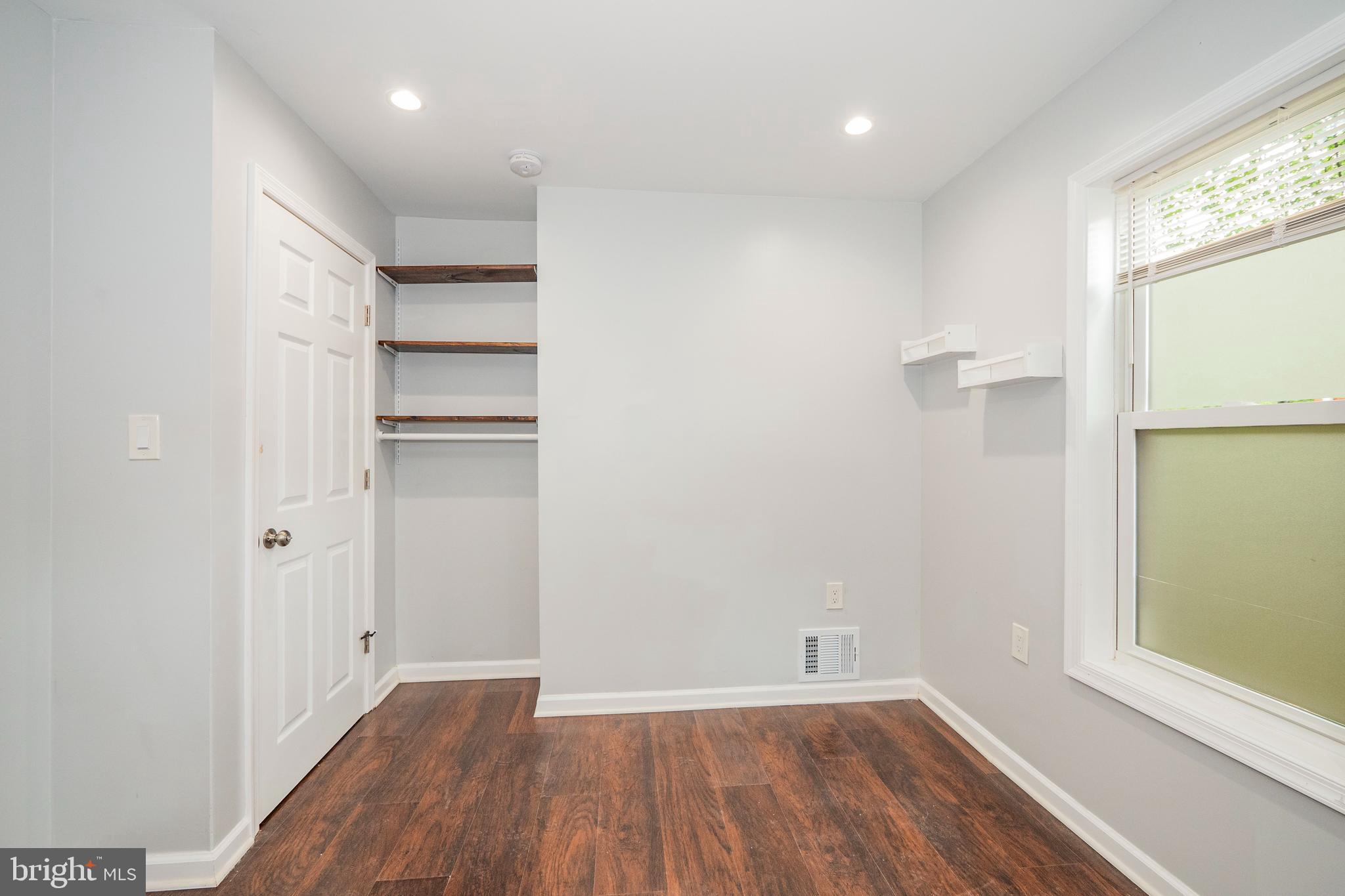 LINCOLN PARK - Residential