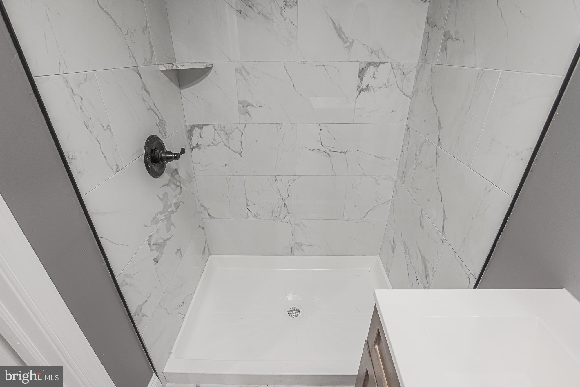 BELAIR-EDISON - Residential