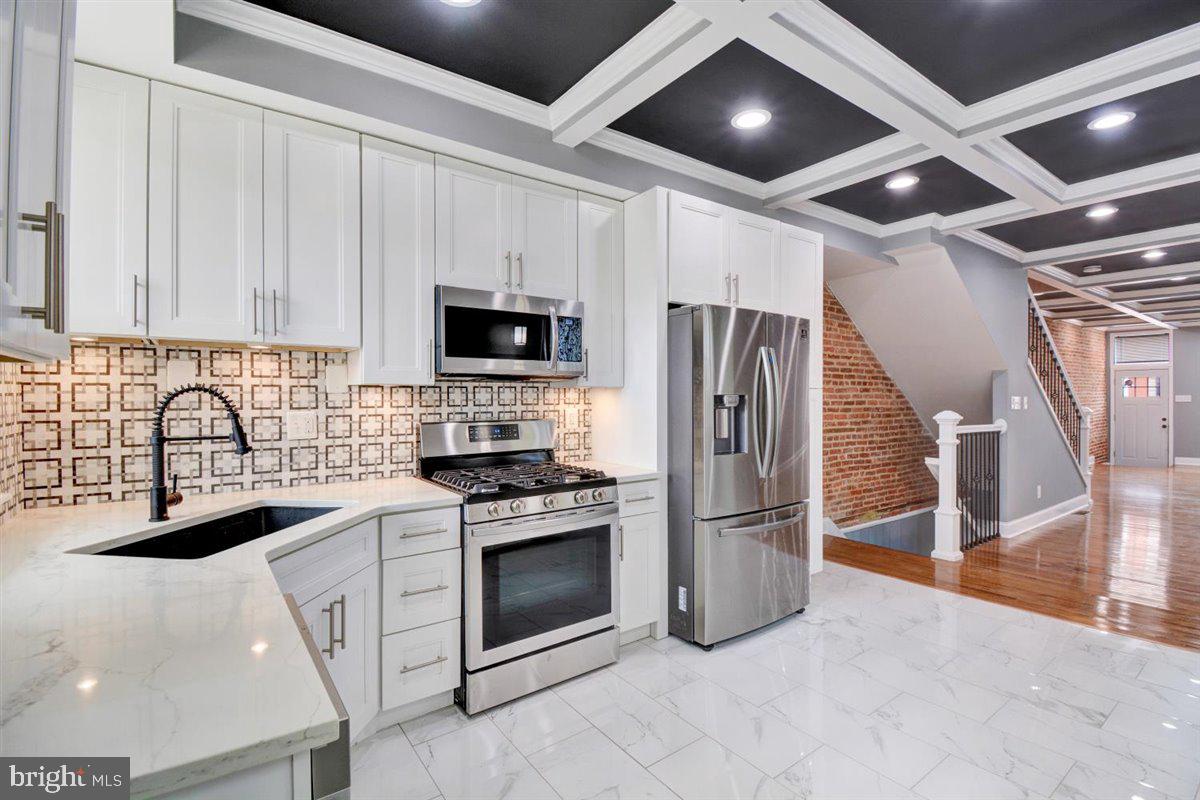 MIDDLE EAST - Residential