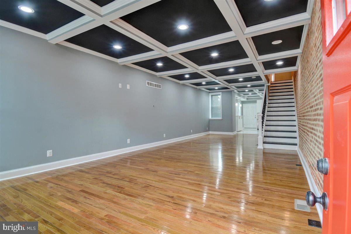 MIDDLE EAST - Residential