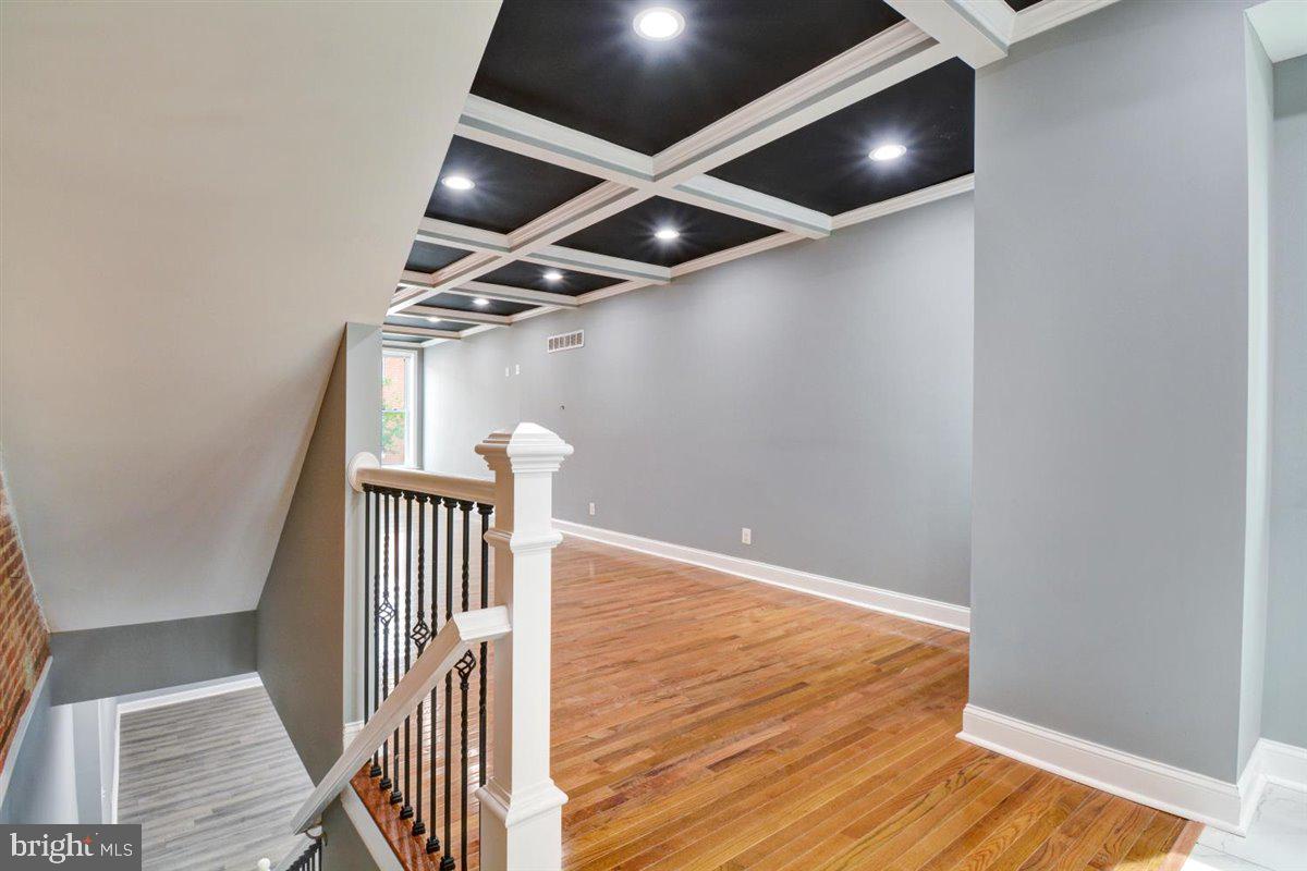 MIDDLE EAST - Residential