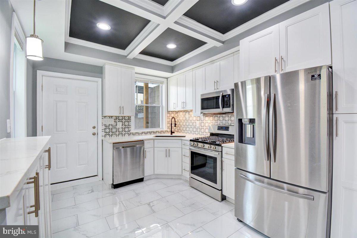 MIDDLE EAST - Residential