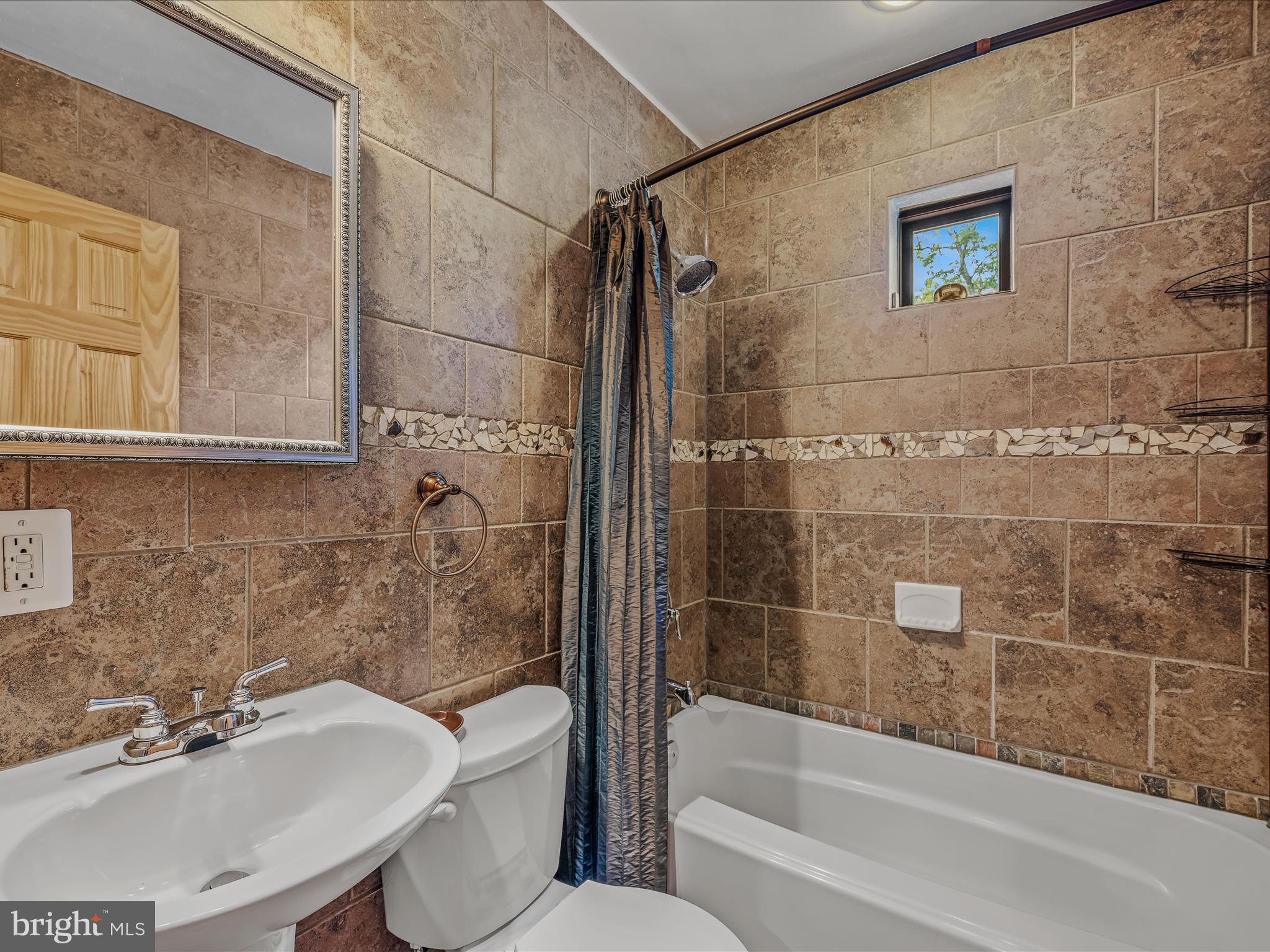 VALLEY HIGH TIMBER FARMS - Residential