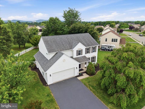 Homes For Sale - 149 Countryside Lane<br/> MARIETTA, PA 17547
