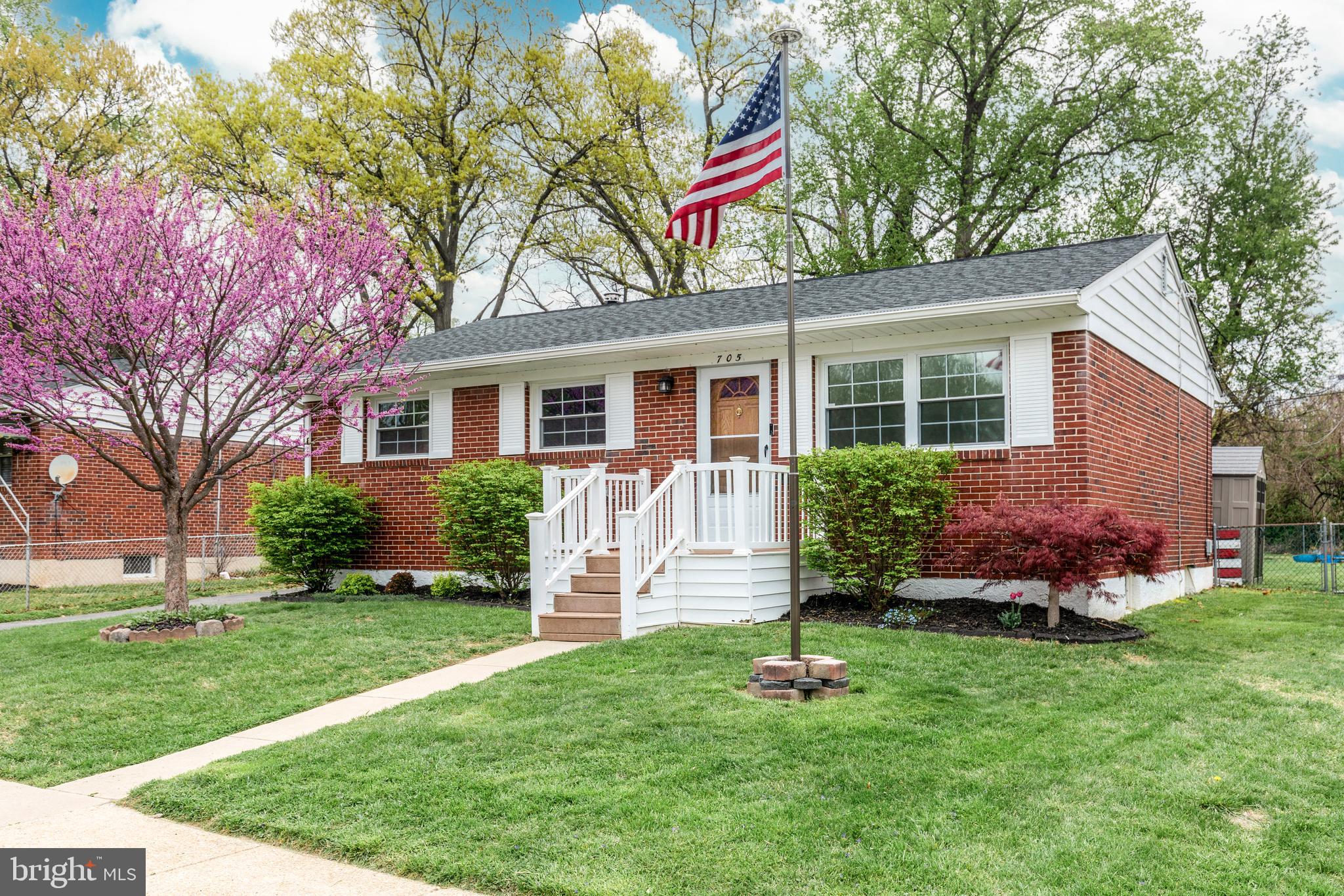 SILVER MANOR - Residential