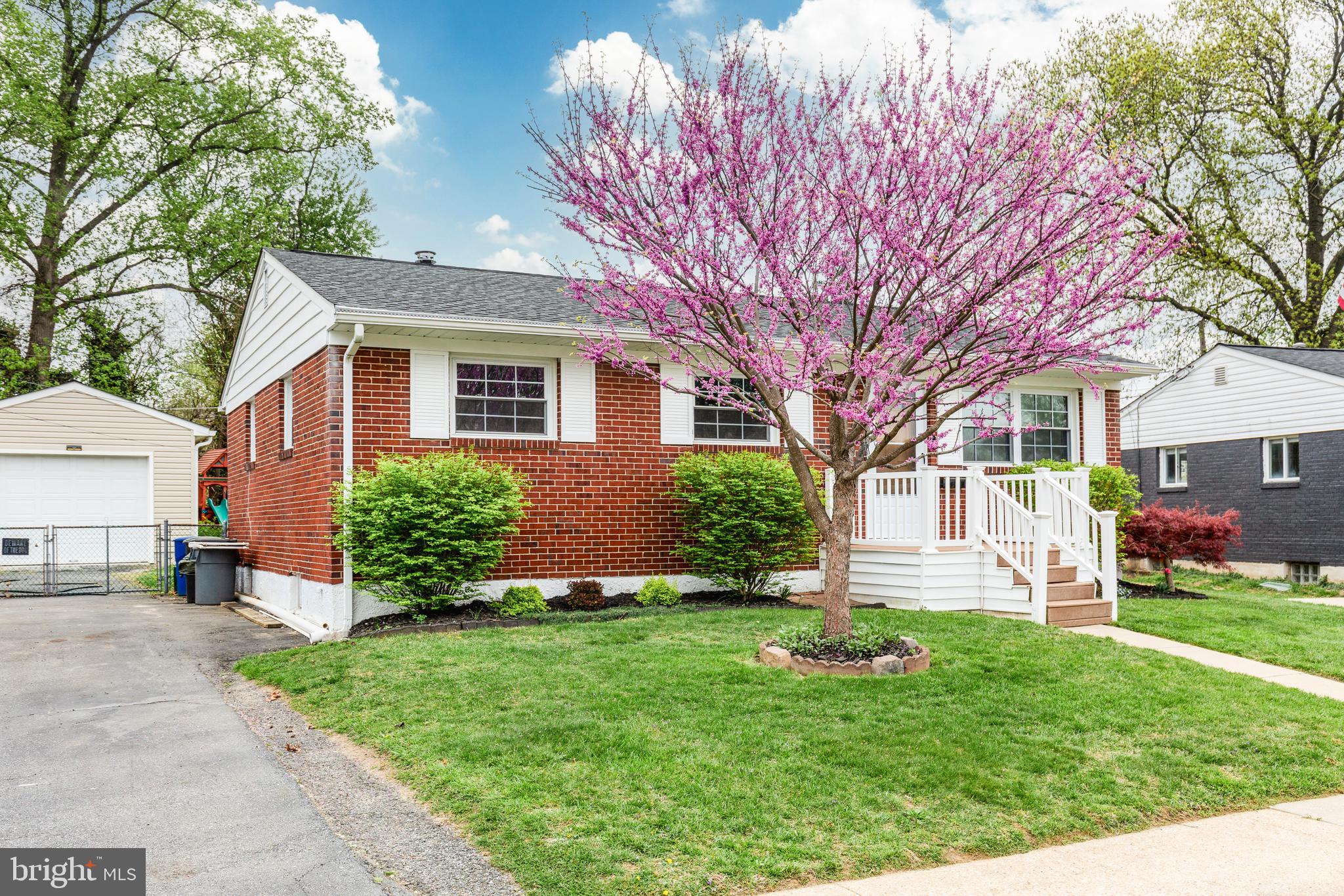 SILVER MANOR - Residential