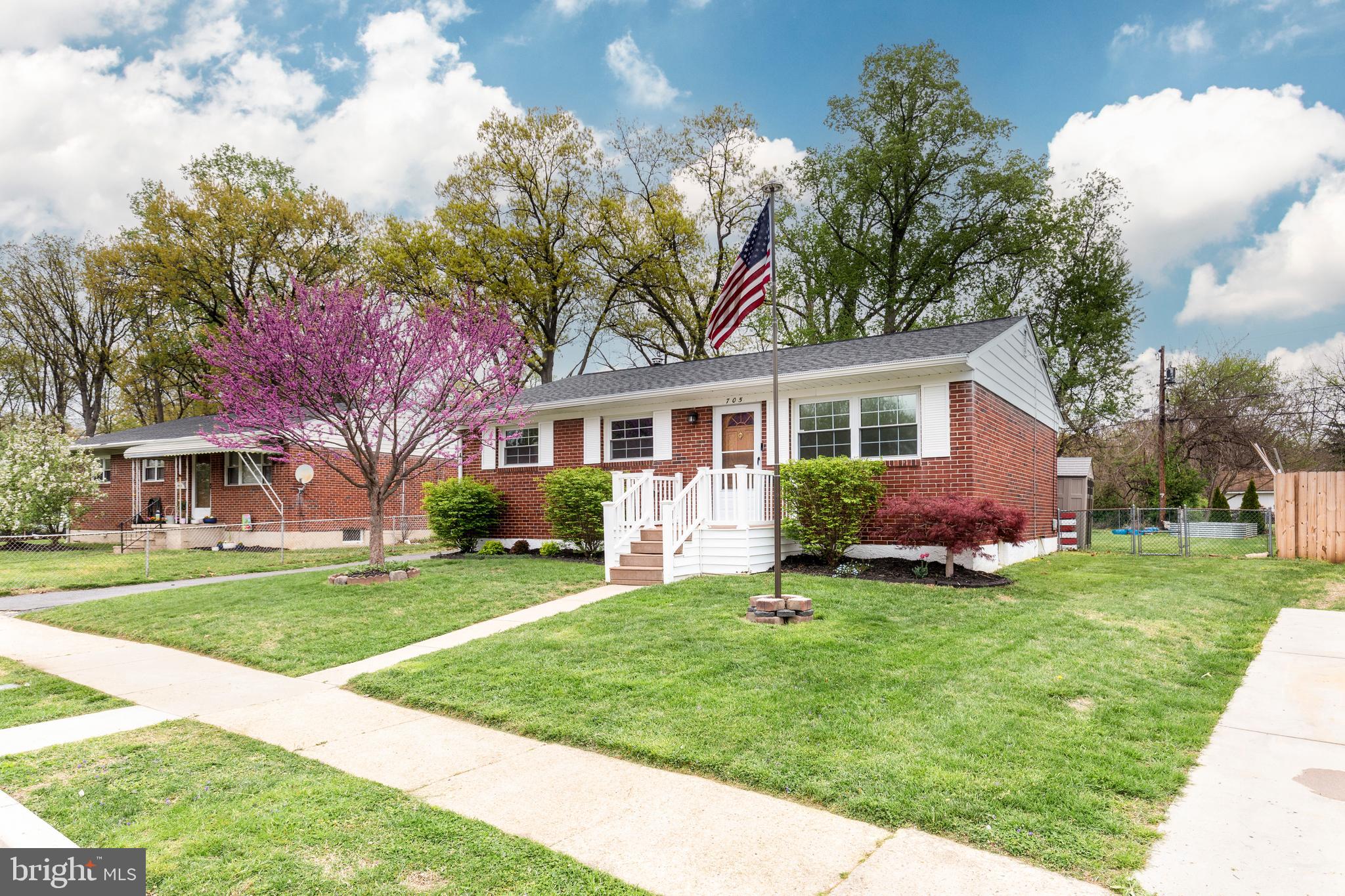 SILVER MANOR - Residential