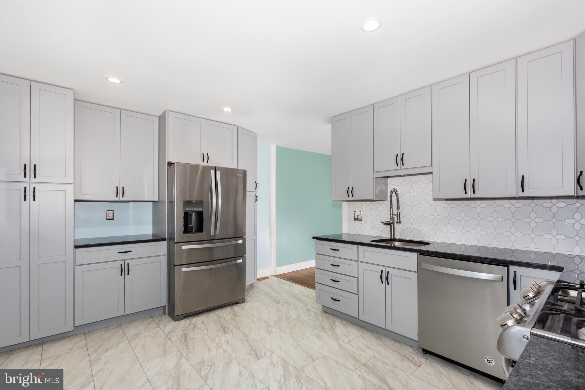 SILVER MANOR - Residential