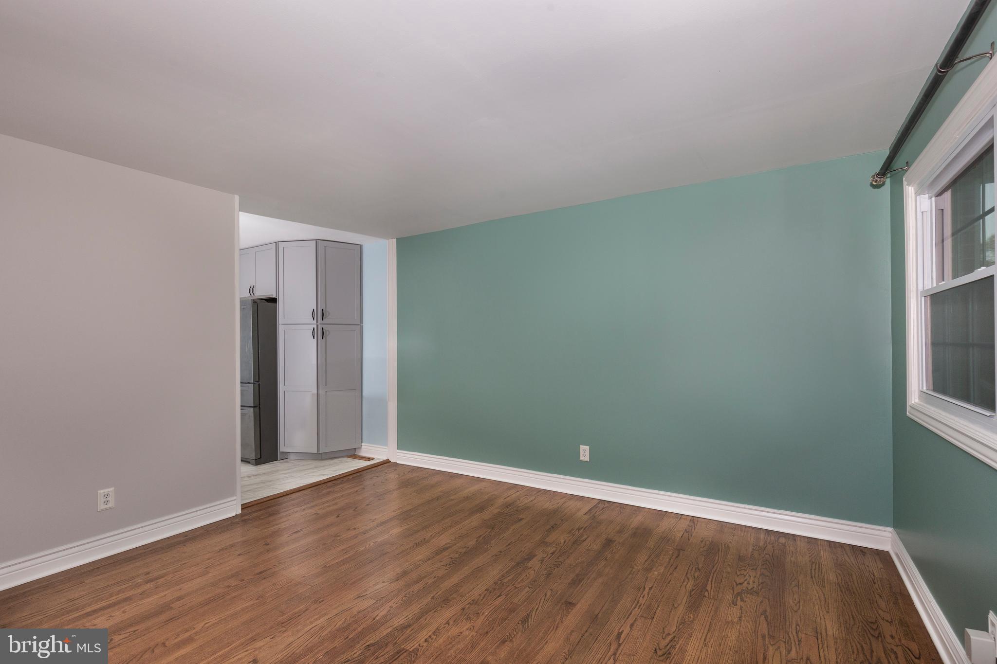 SILVER MANOR - Residential