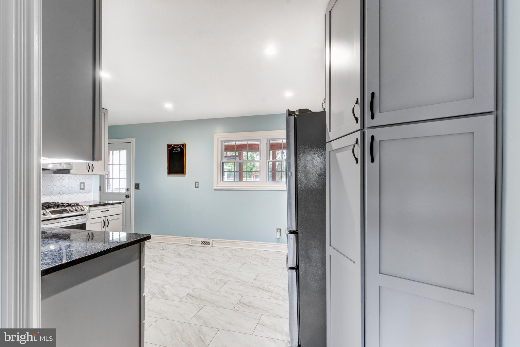 SILVER MANOR - Residential