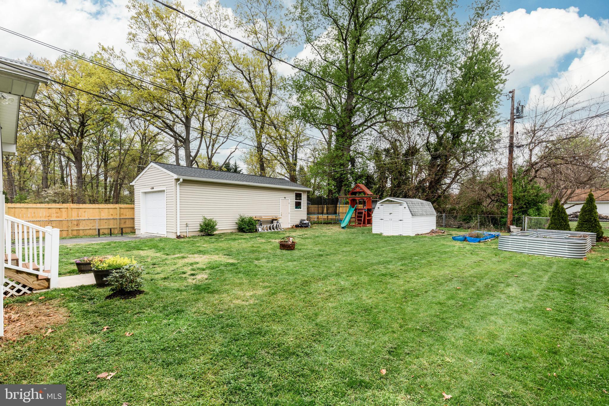 SILVER MANOR - Residential