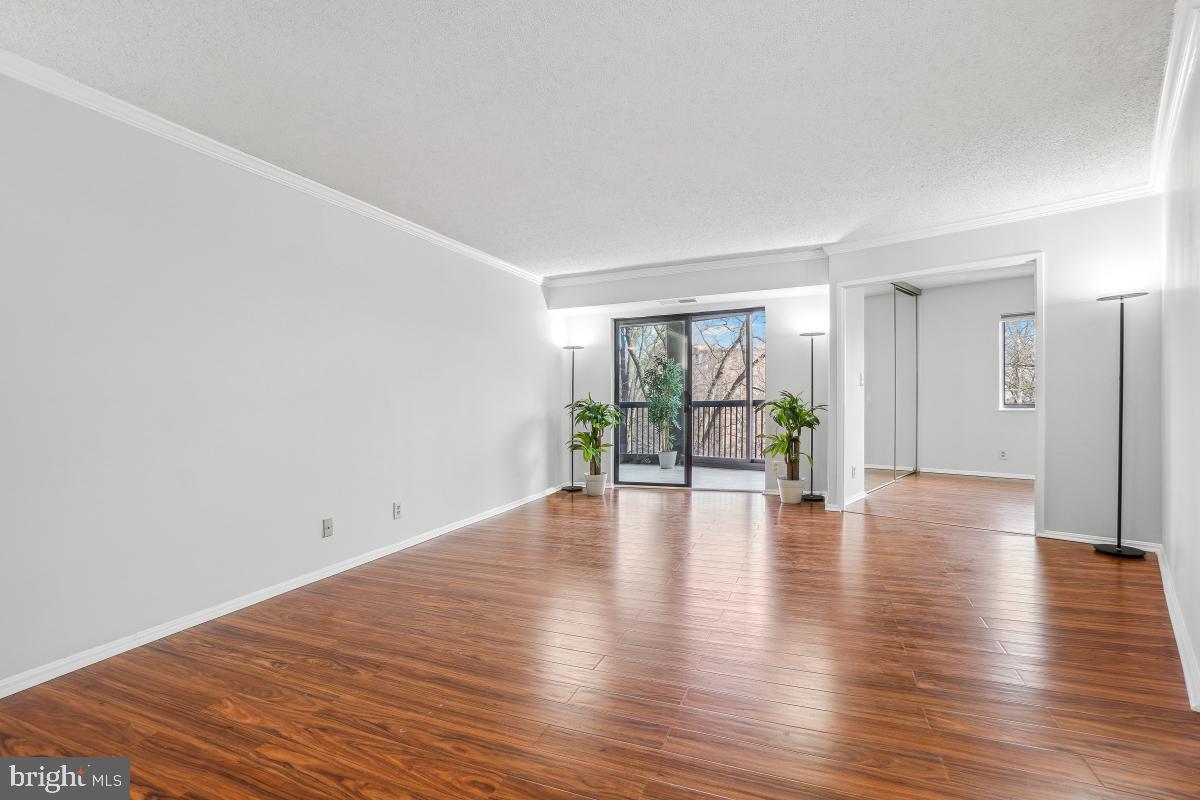 MONTEBELLO - Residential
