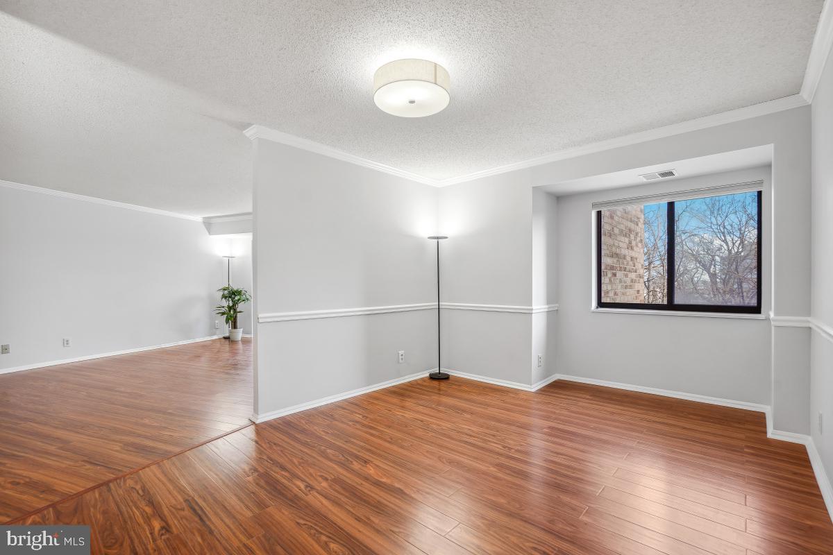 MONTEBELLO - Residential