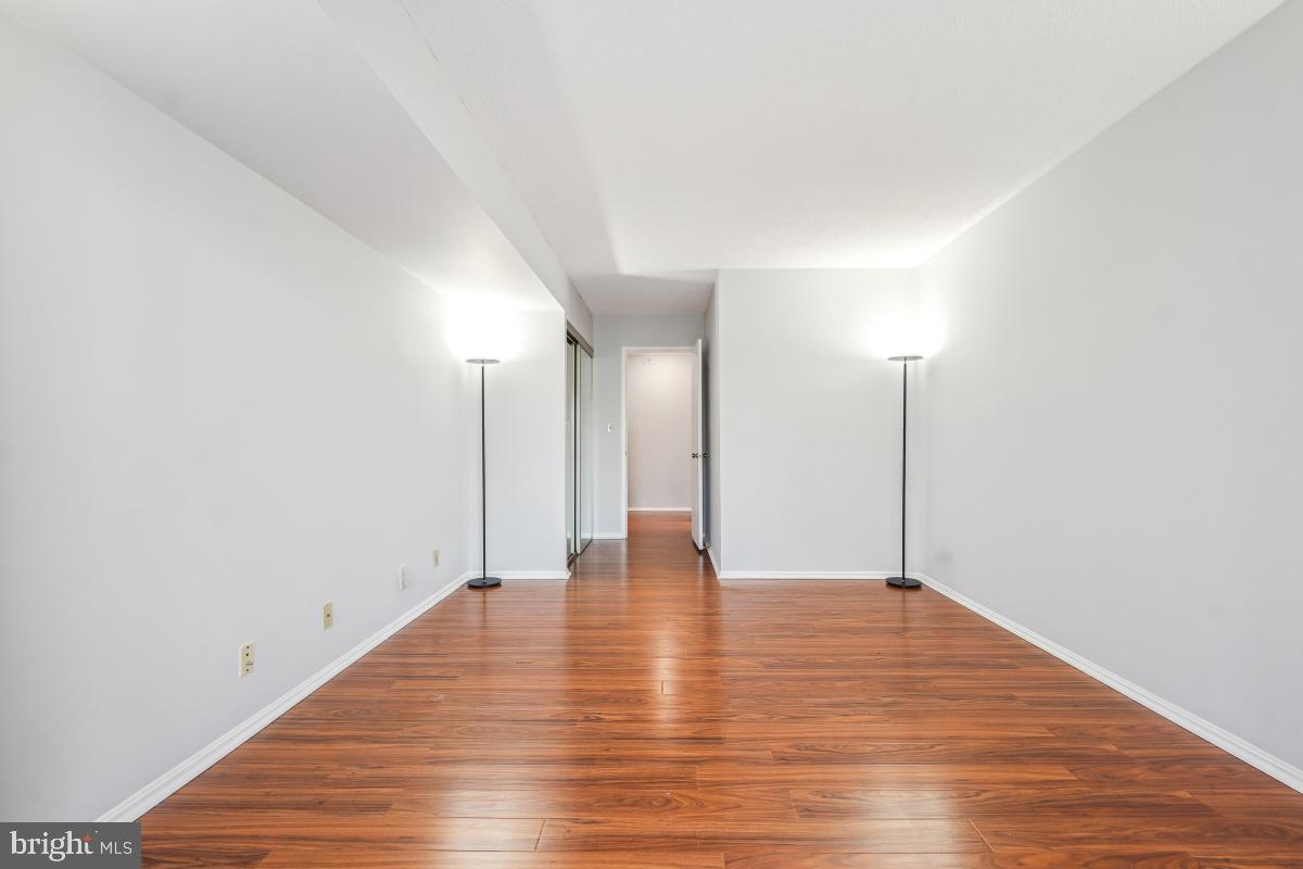 MONTEBELLO - Residential