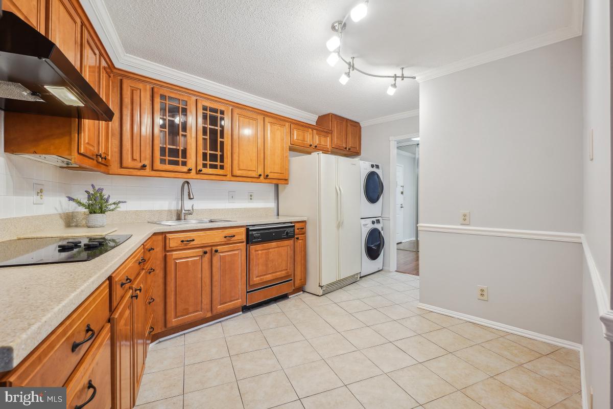 MONTEBELLO - Residential