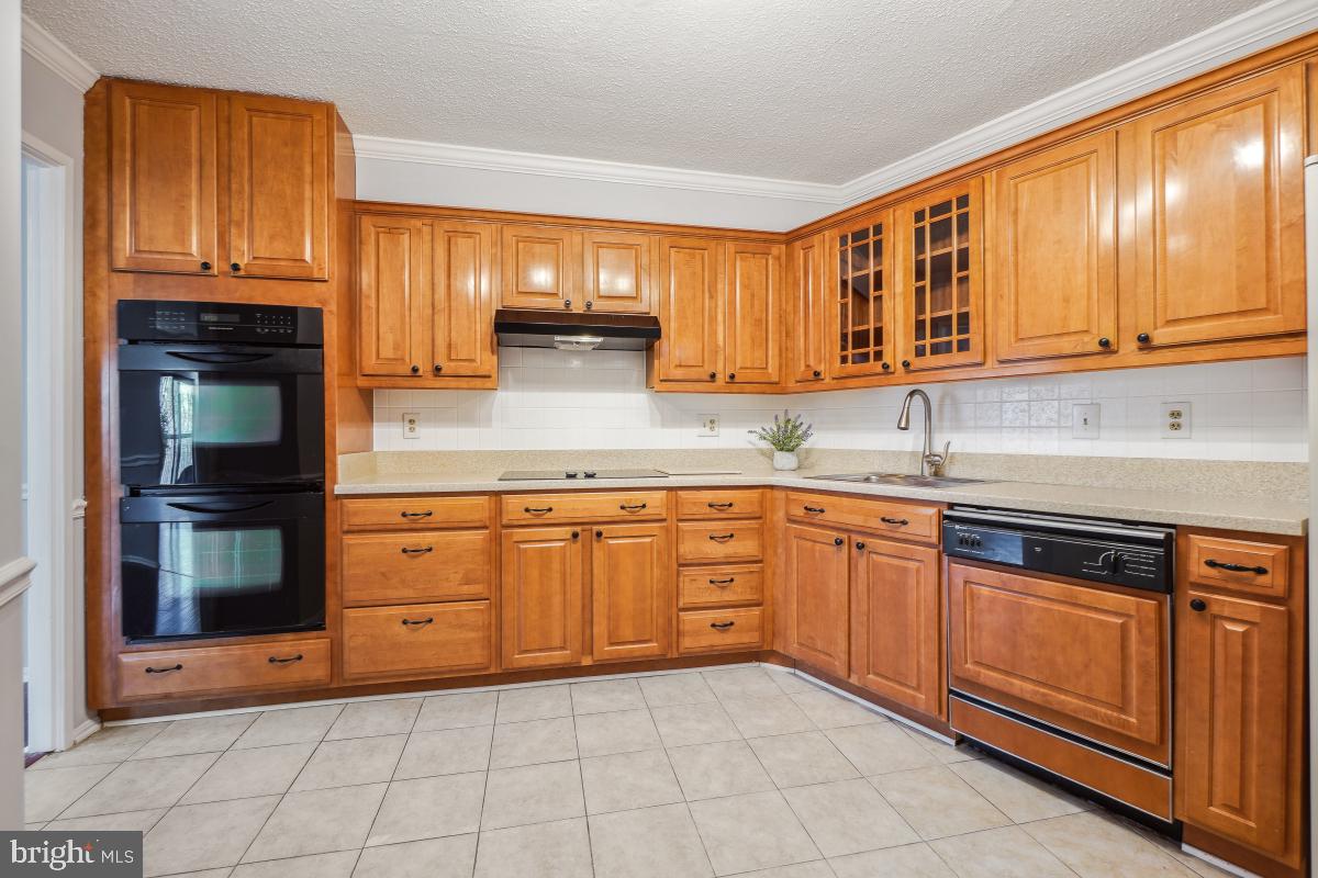 MONTEBELLO - Residential