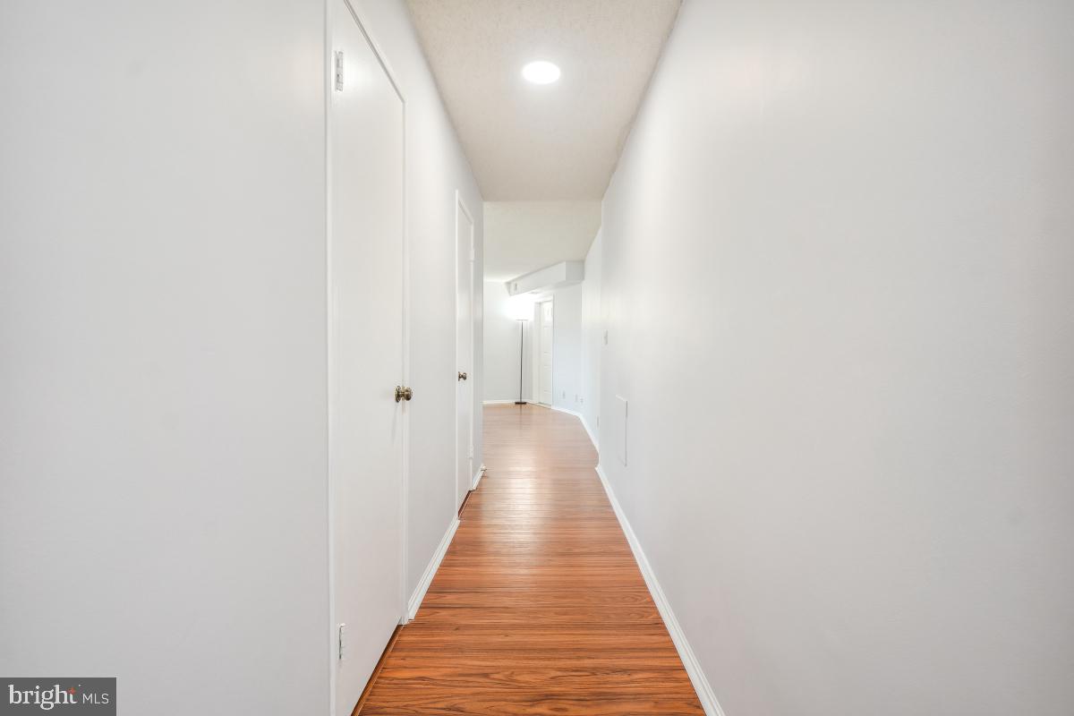 MONTEBELLO - Residential