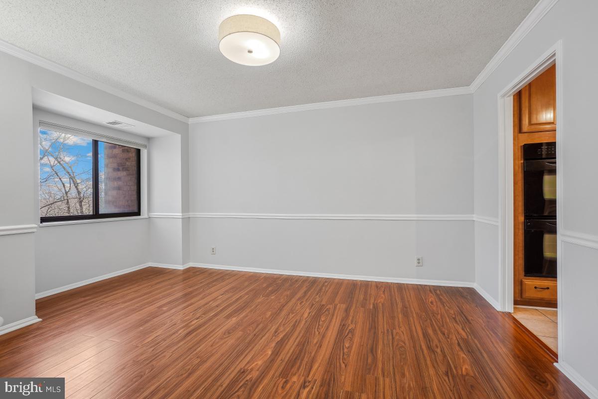 MONTEBELLO - Residential