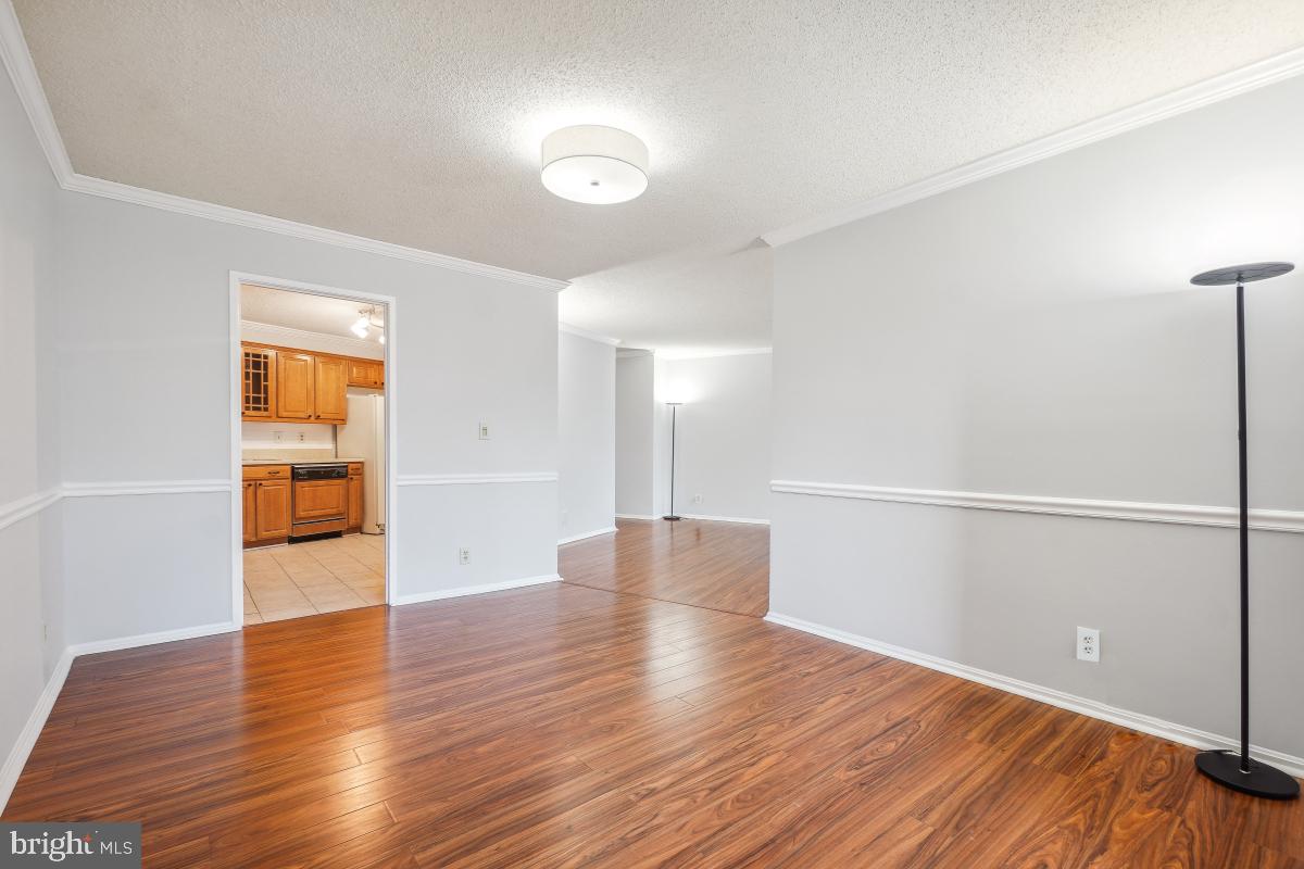 MONTEBELLO - Residential