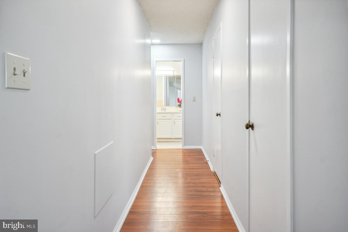 MONTEBELLO - Residential