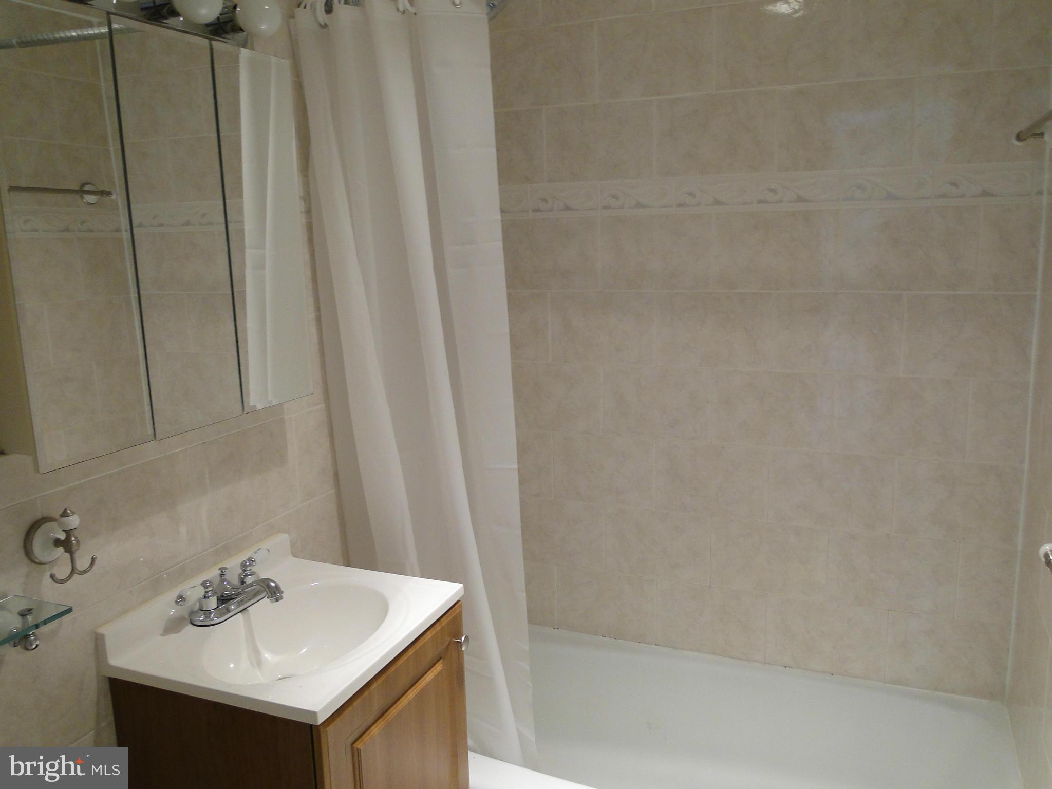 FORTY SIX HUNDRED - Residential Lease