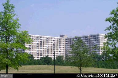 FORTY SIX HUNDRED - Residential Lease