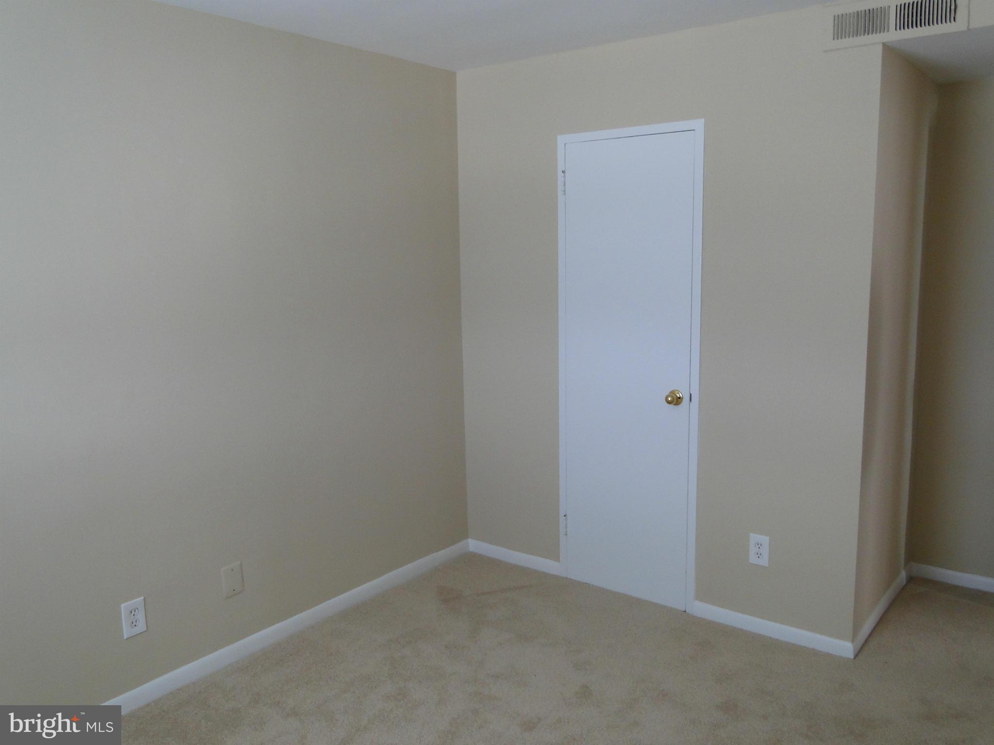 FORTY SIX HUNDRED - Residential Lease