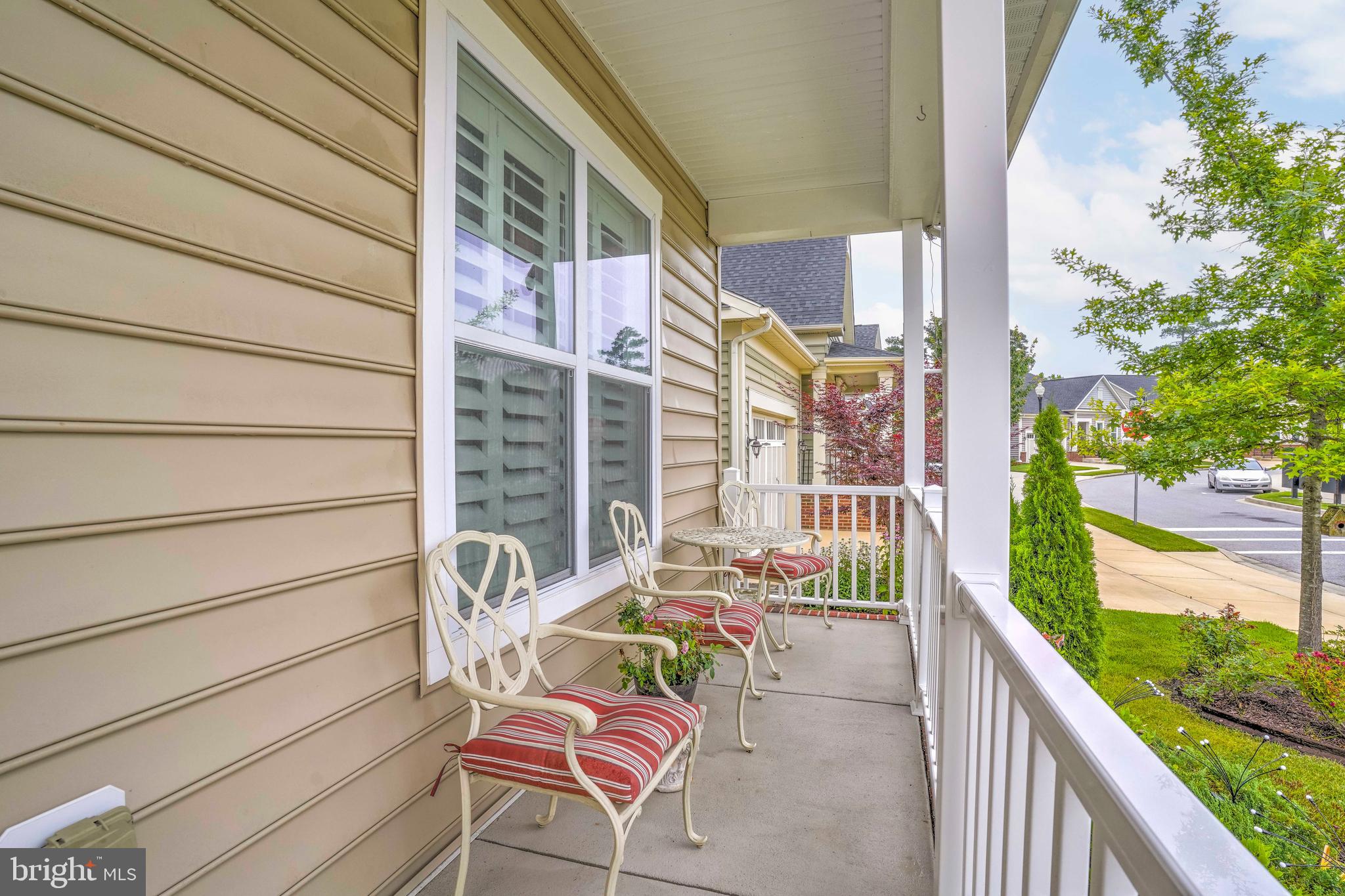 428 CREEK VIEW DR